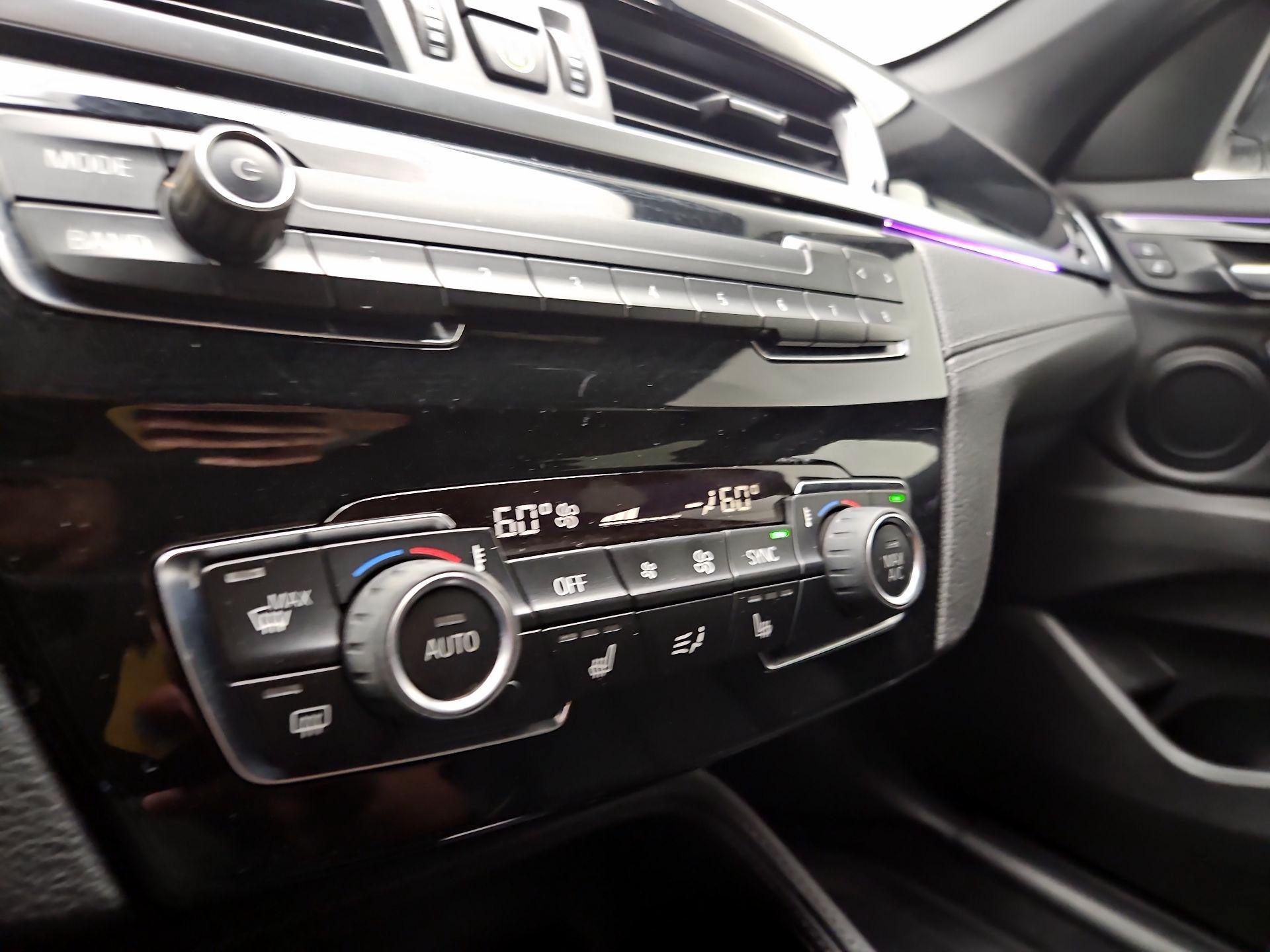 Thumbnail: 2022 BMW X1 - 17