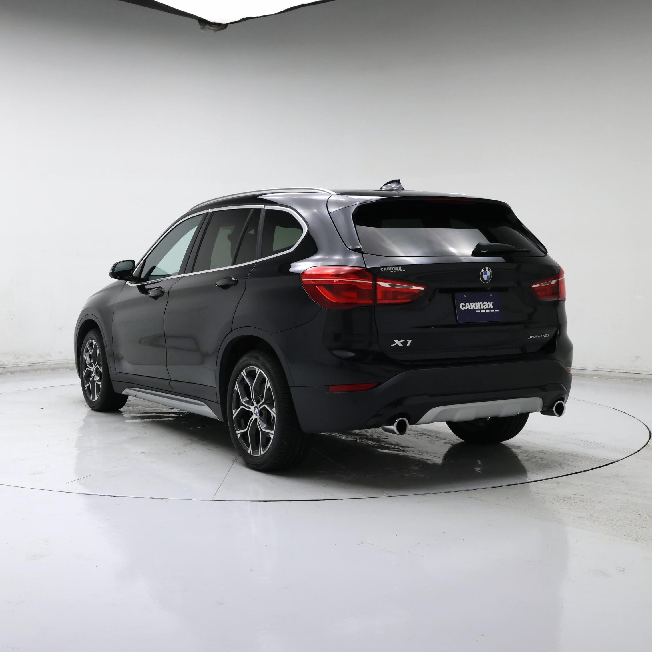 Thumbnail: 2022 BMW X1 - 2