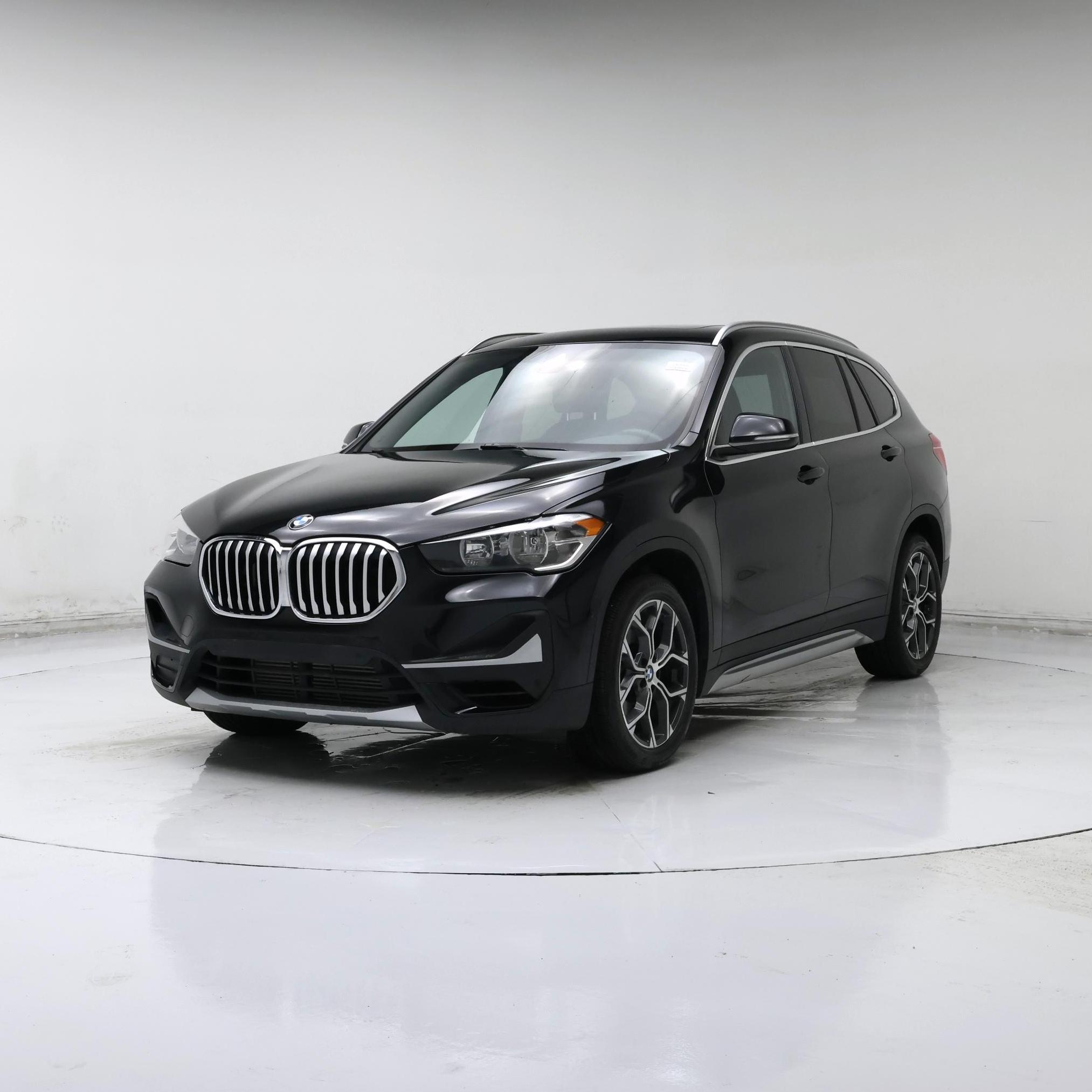 Thumbnail: 2022 BMW X1 - 4