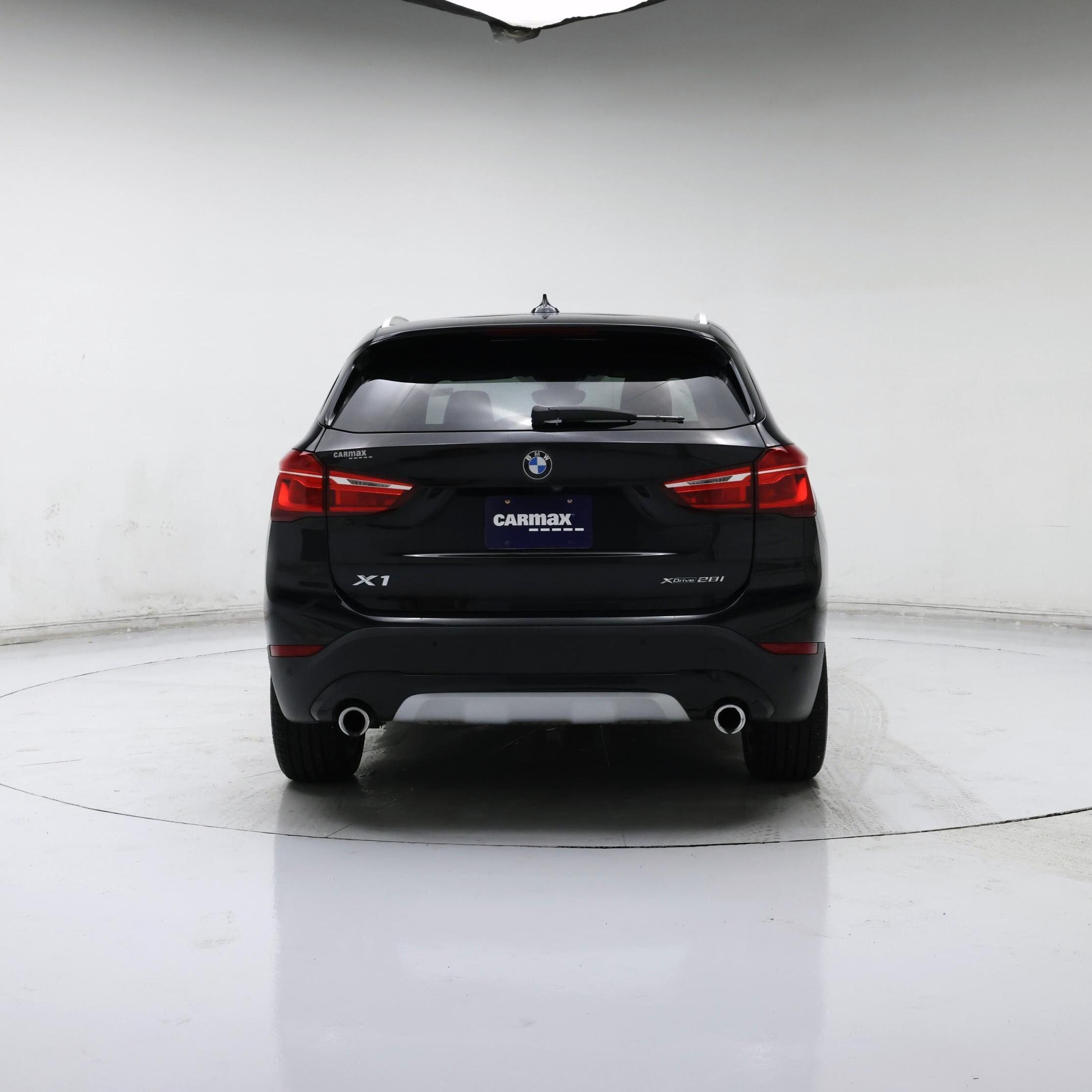 Thumbnail: 2022 BMW X1 - 6