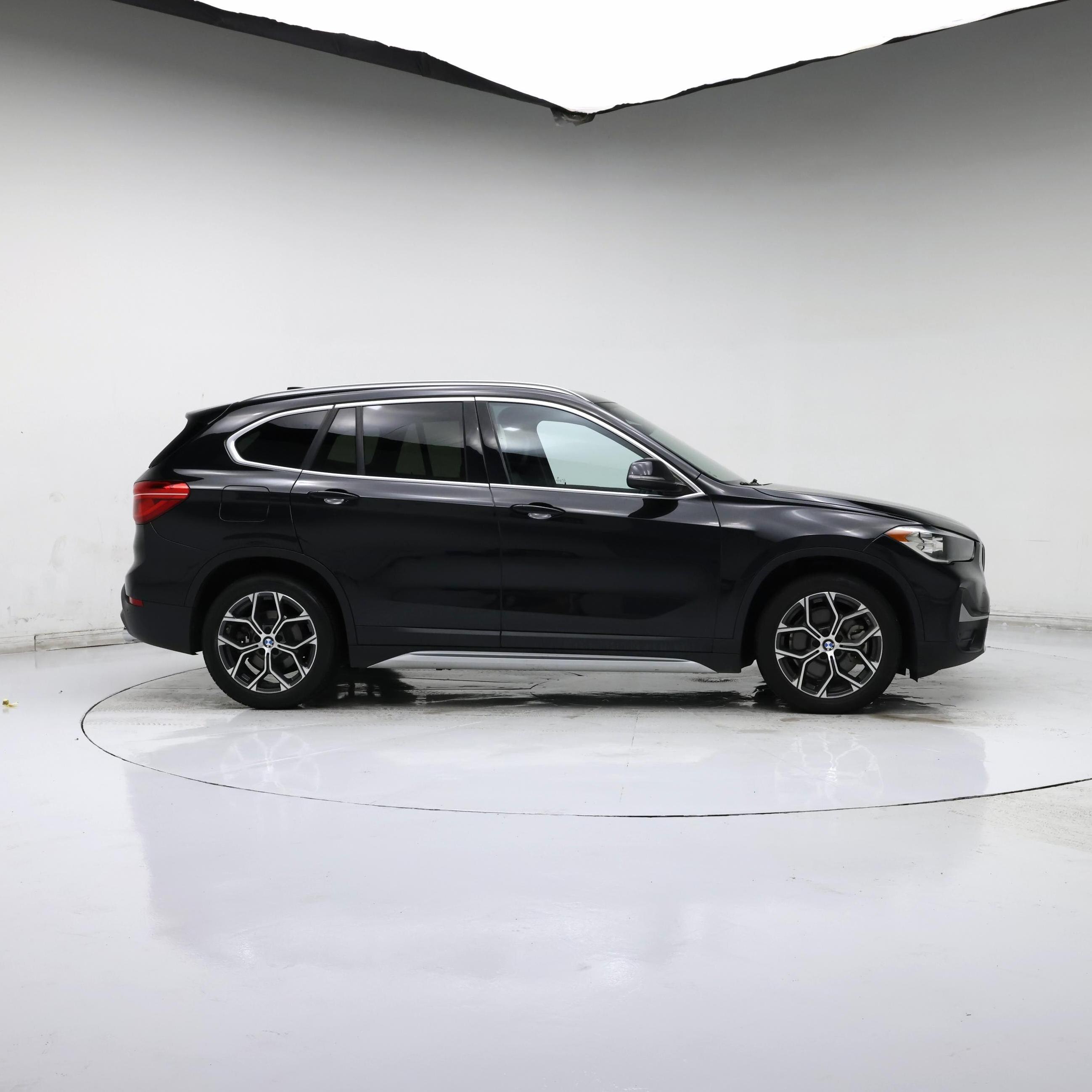 Thumbnail: 2022 BMW X1 - 7