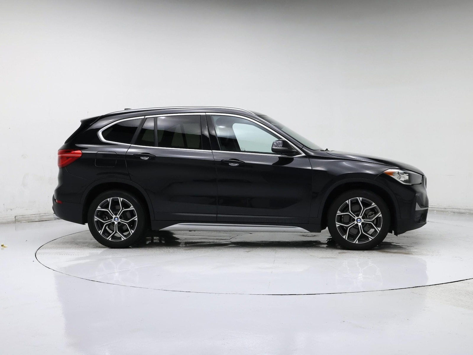 2022 BMW X1 28i - Photo 8