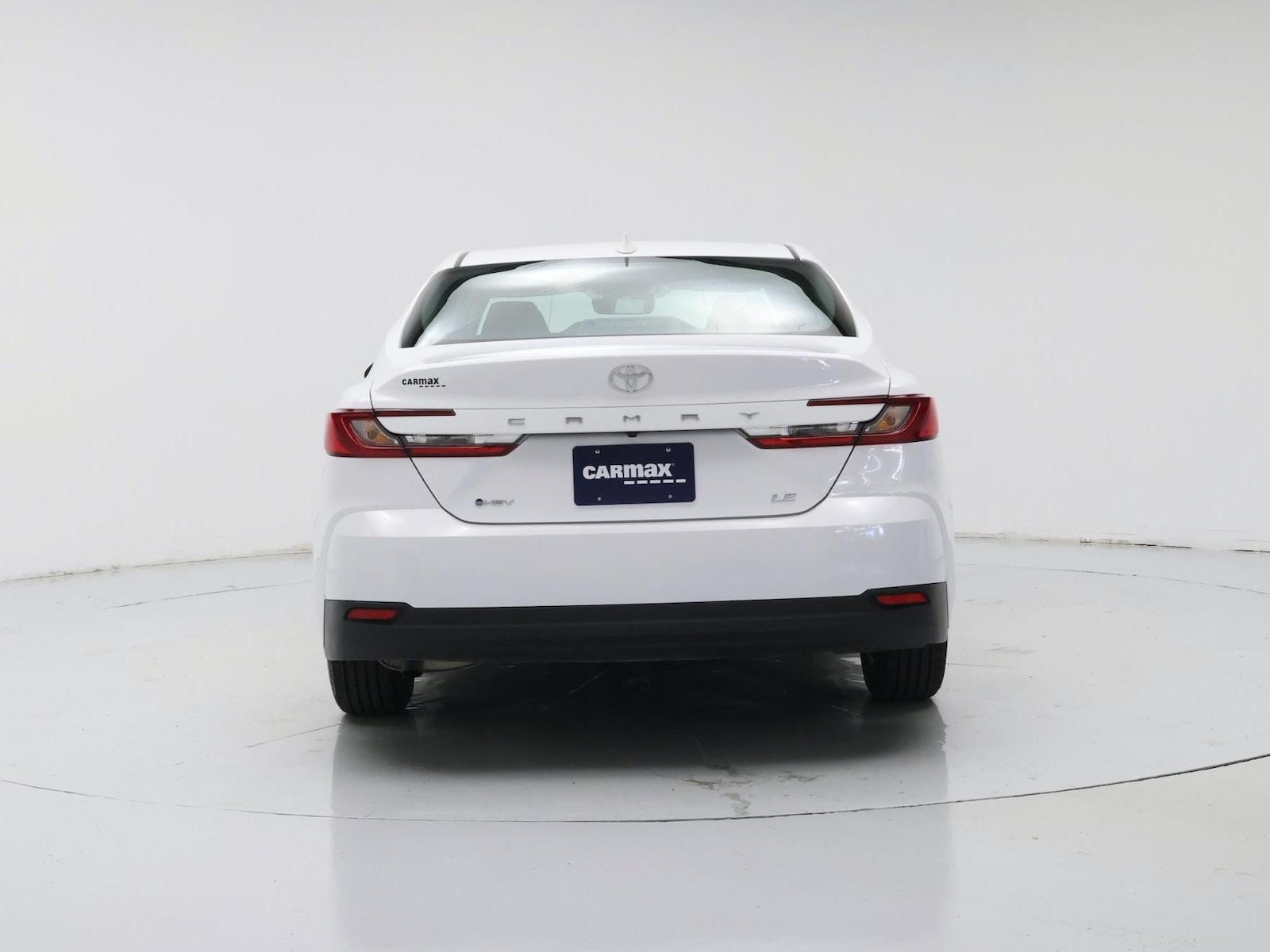 2026 Toyota Camry LE - Photo 7