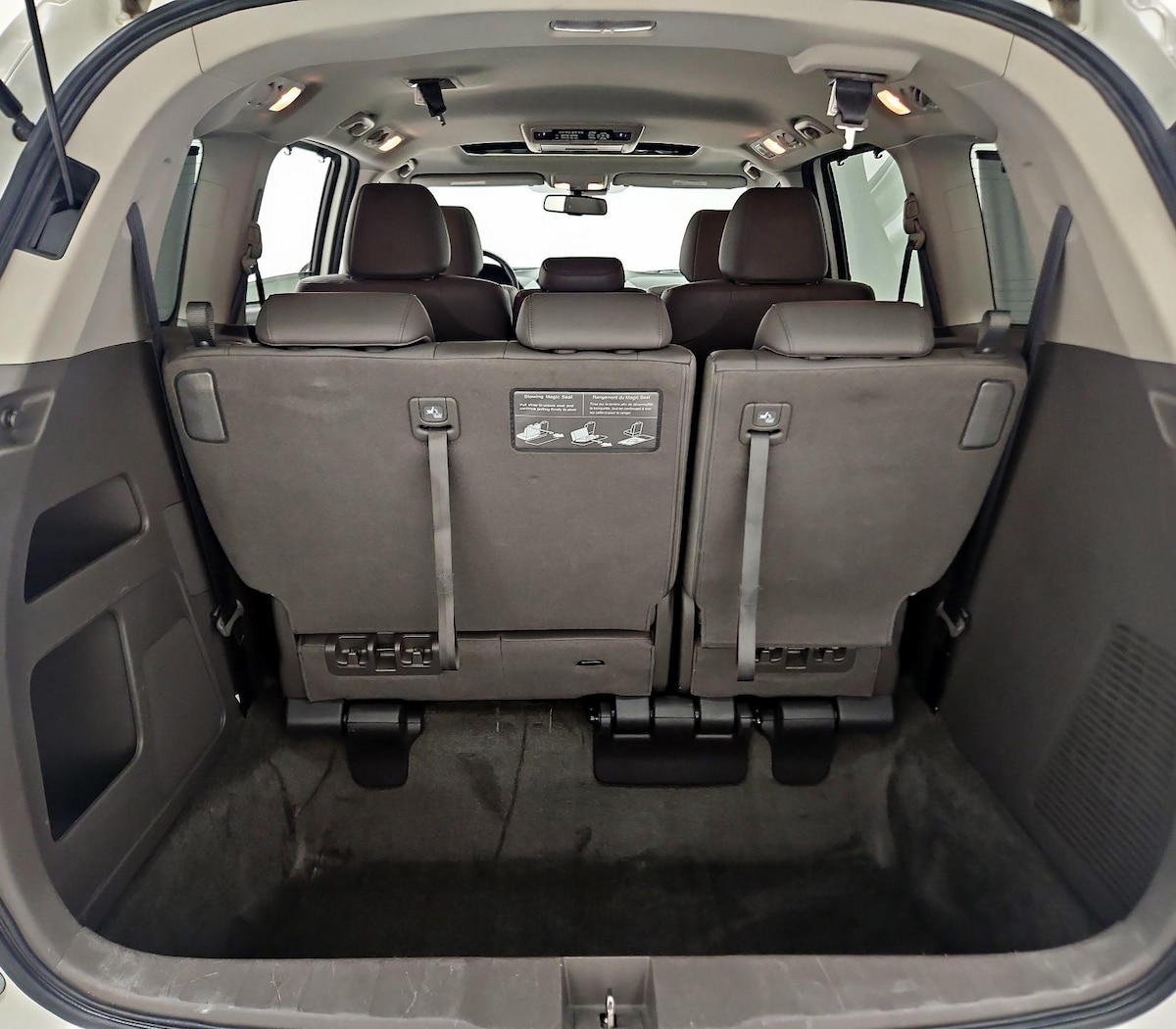 Trunk/Cargo (Seats Up)