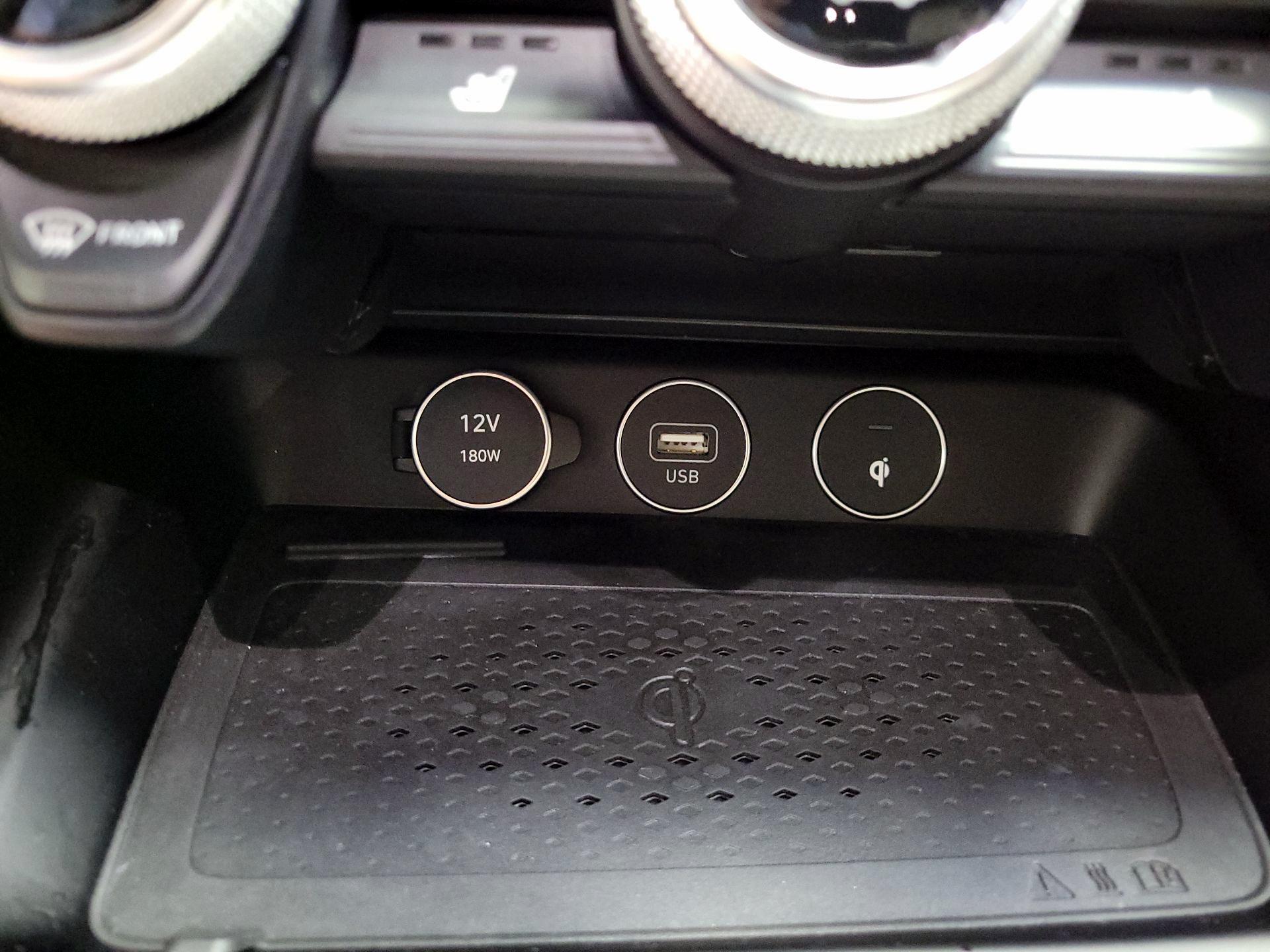 Thumbnail: 2023 Genesis G70 - 19