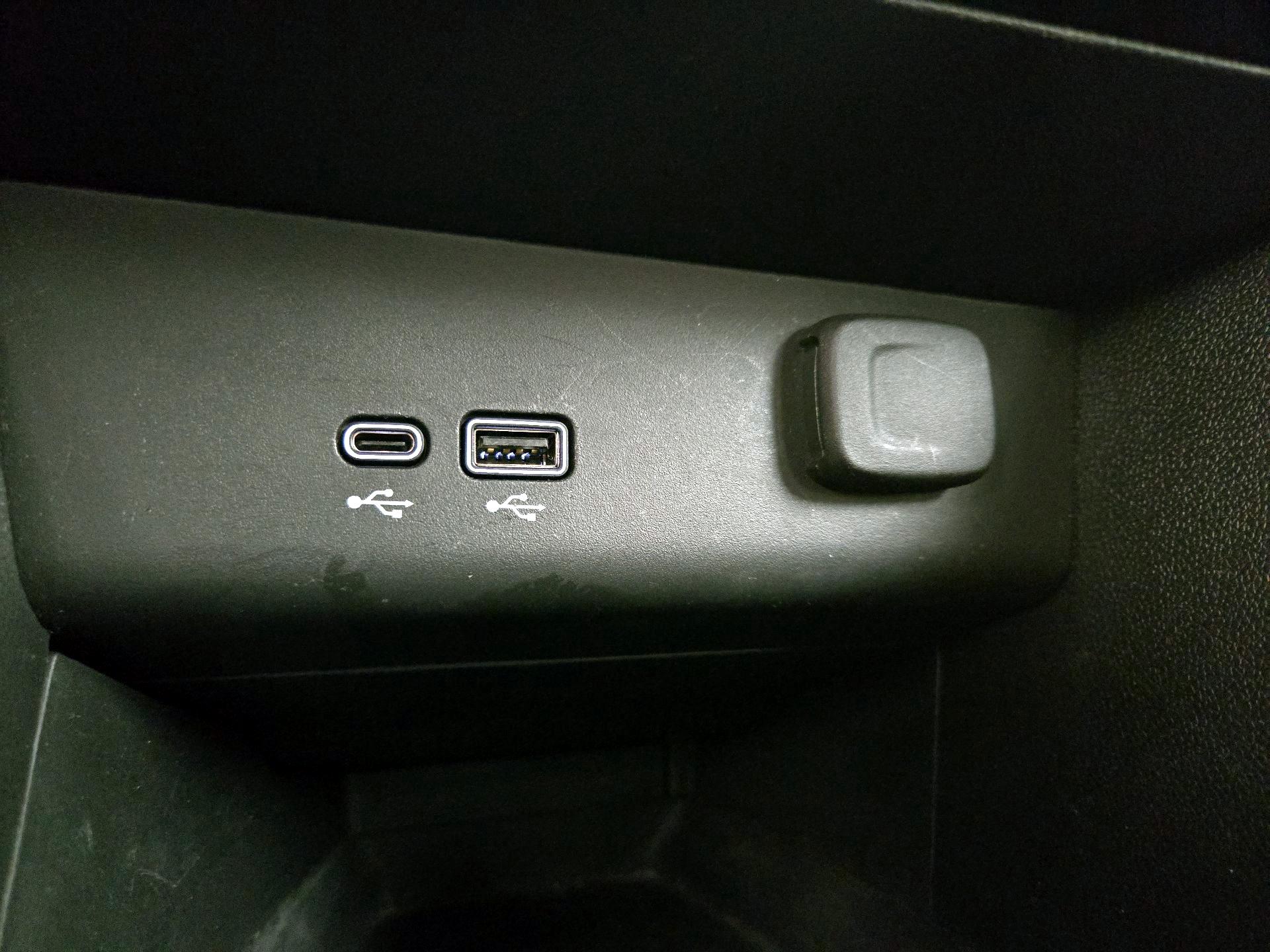 Thumbnail: 2024 Buick Encore GX - 18