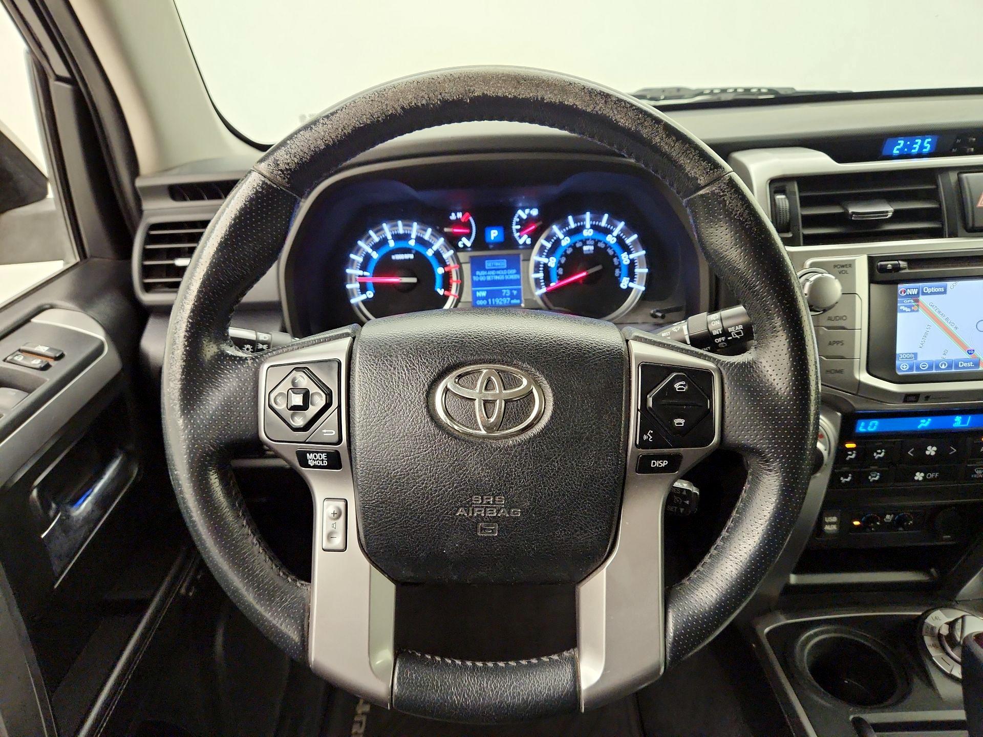 Thumbnail: 2016 Toyota 4Runner - 10
