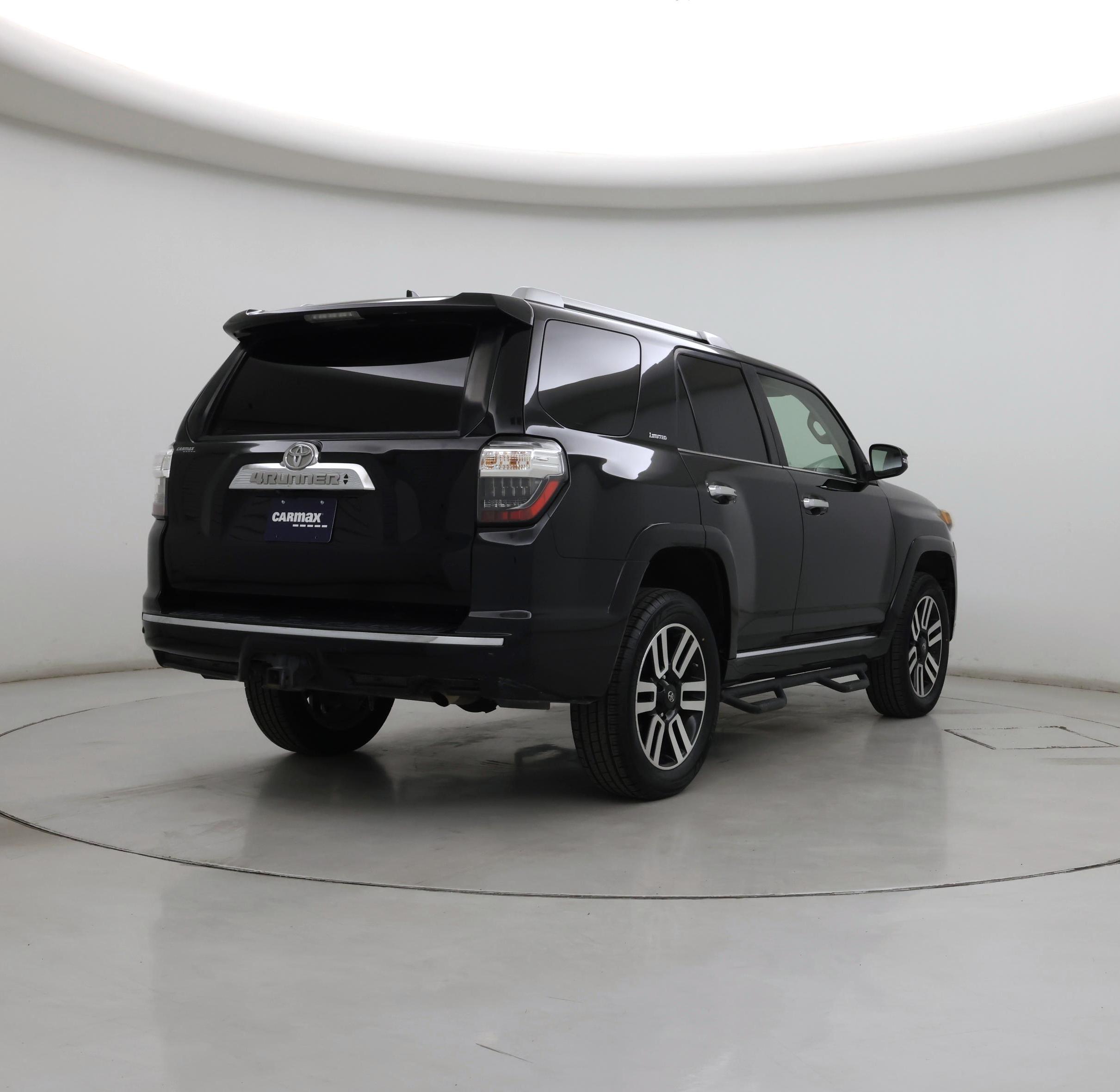 Thumbnail: 2016 Toyota 4Runner - 8