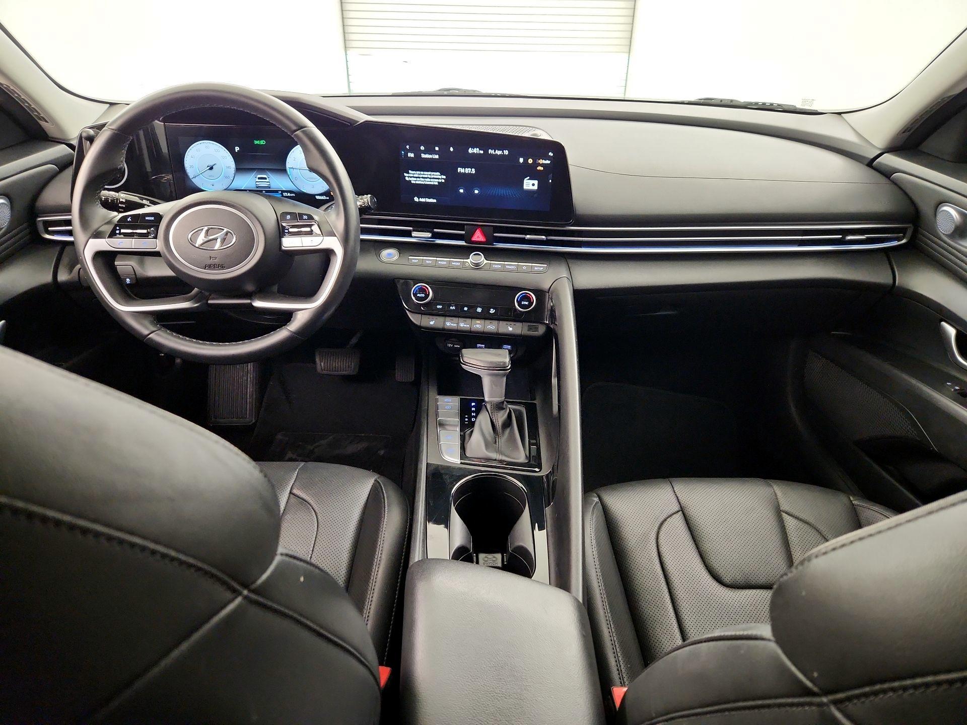 Thumbnail: 2023 Hyundai Elantra - 9