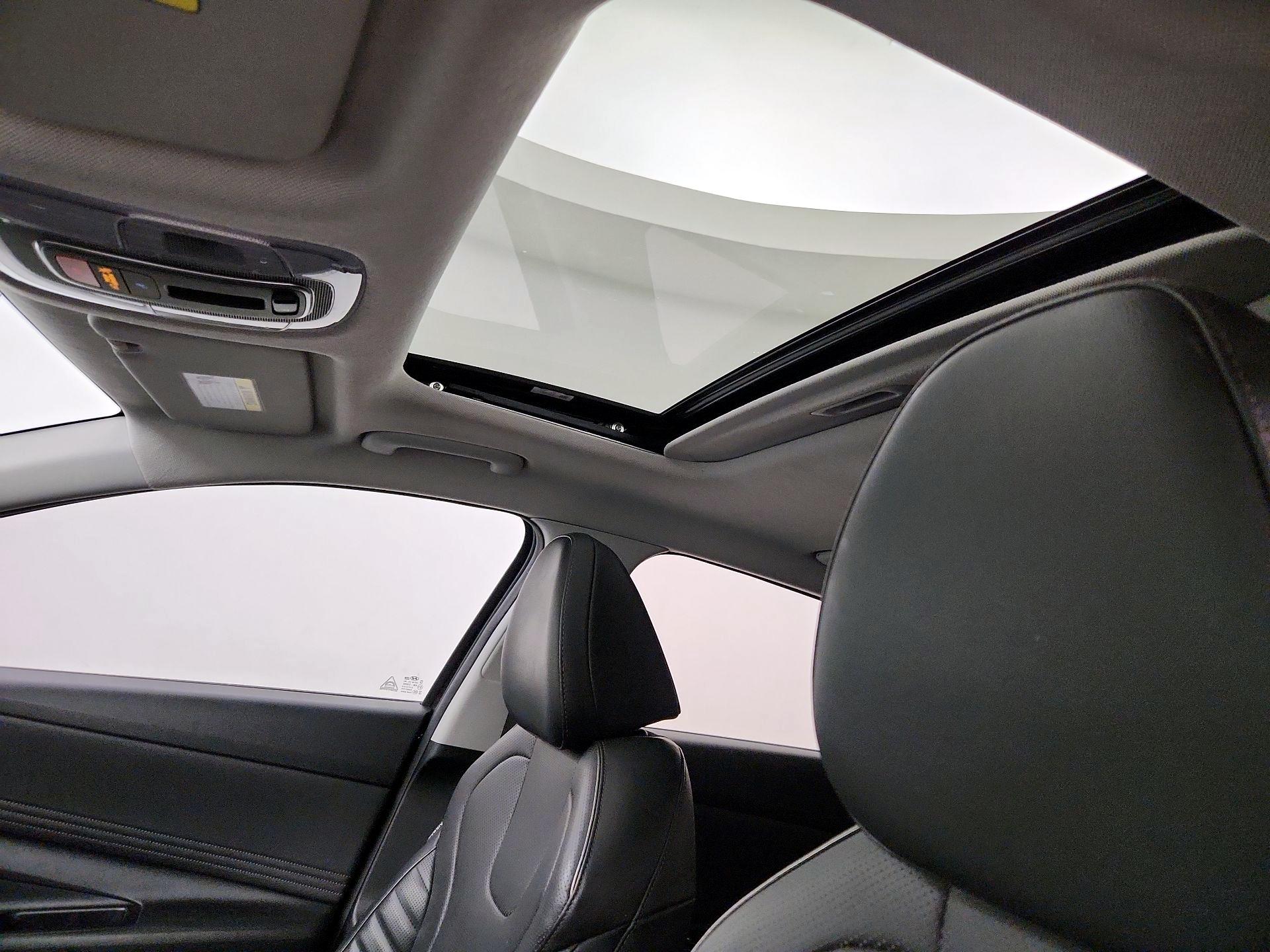 Thumbnail: 2023 Hyundai Elantra - 20