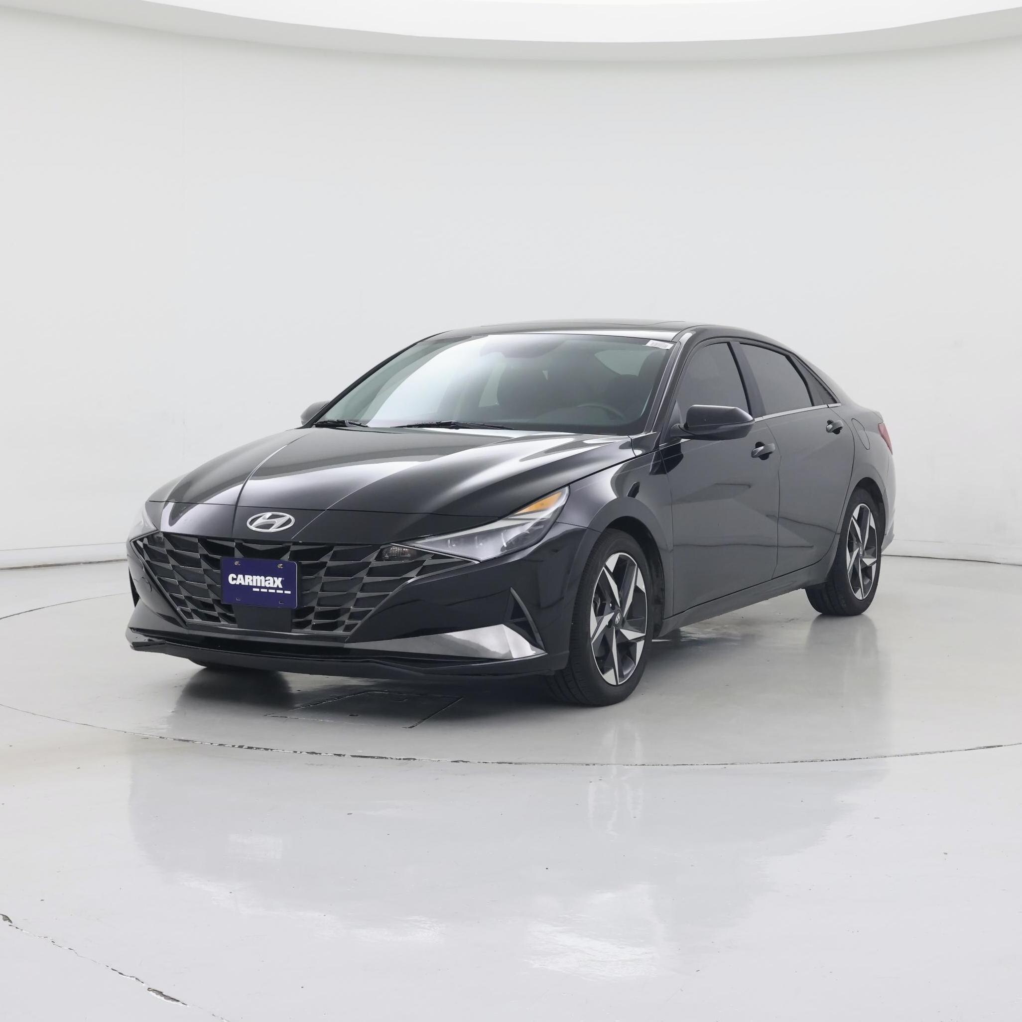 Thumbnail: 2023 Hyundai Elantra - 4