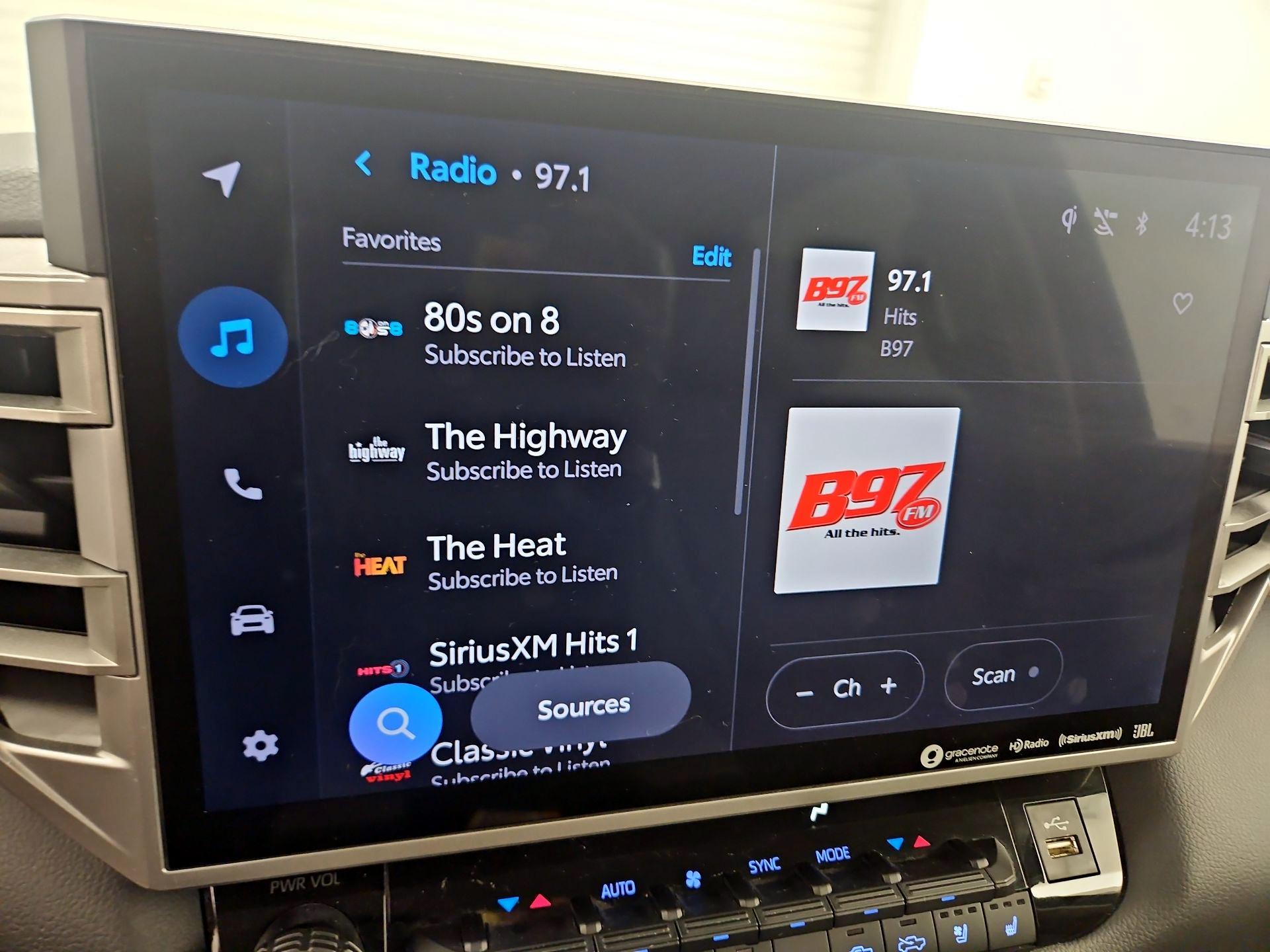 Thumbnail: 2024 Toyota Tundra - 15
