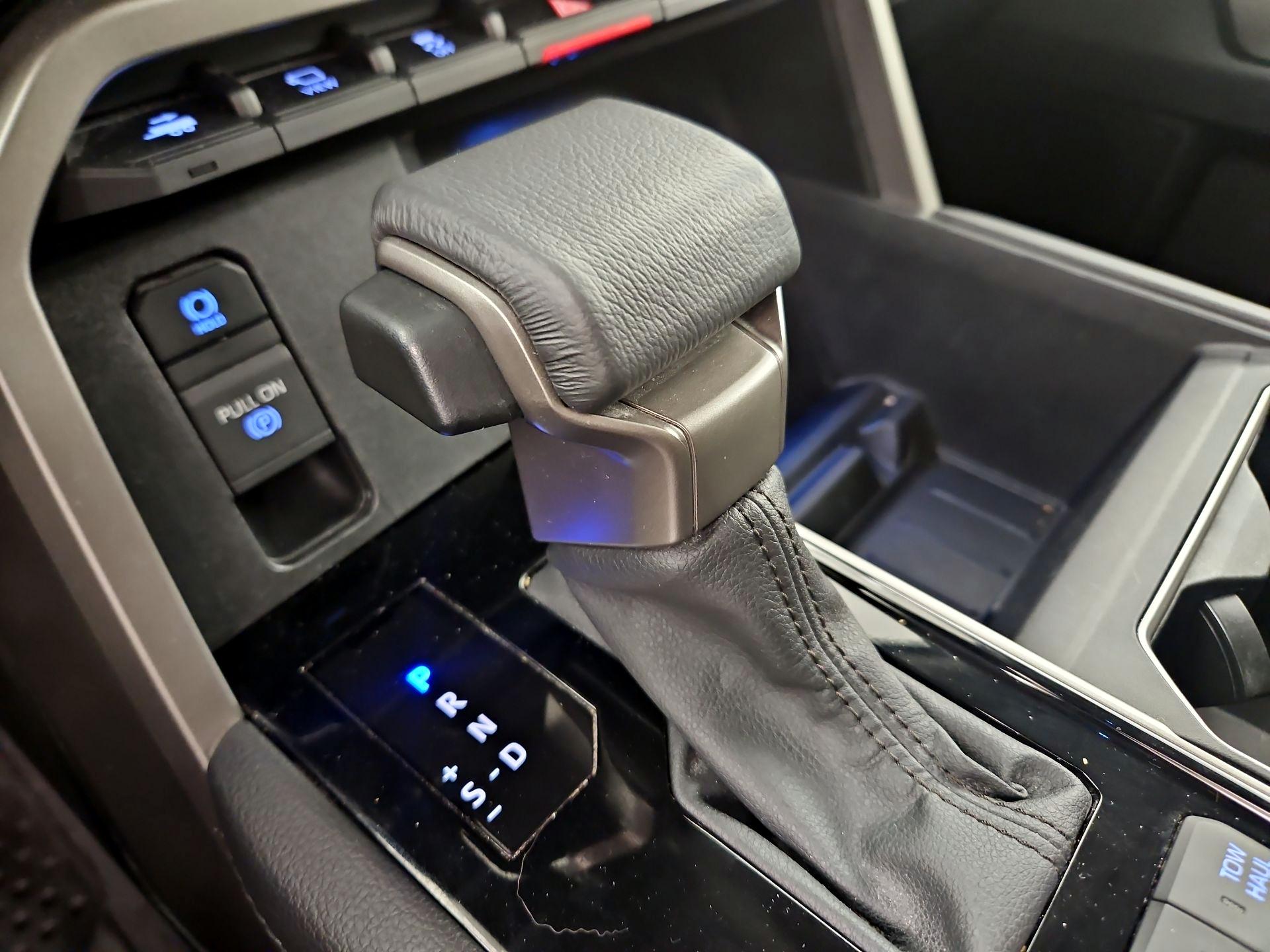 Thumbnail: 2024 Toyota Tundra - 17