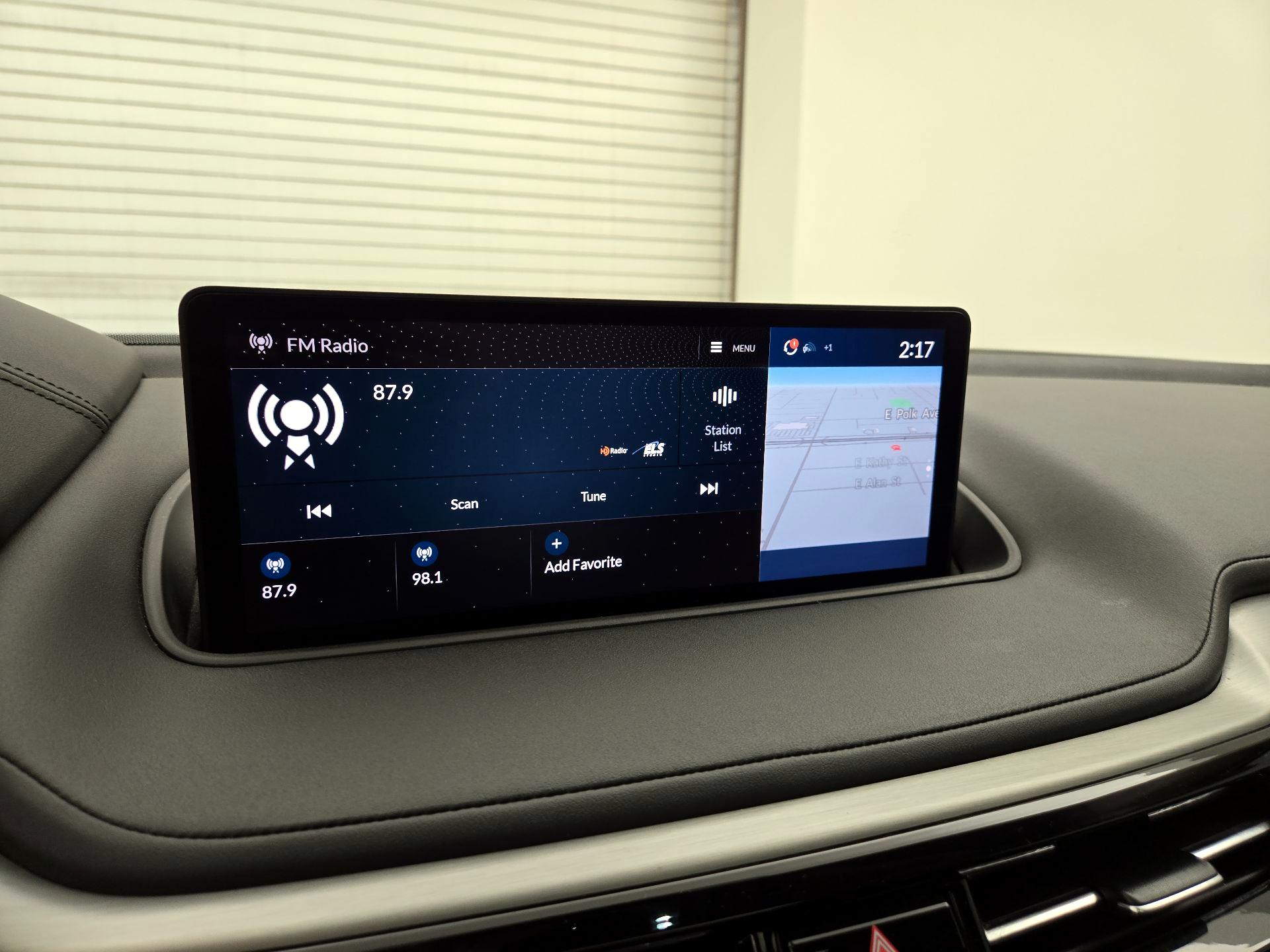 Thumbnail: 2023 Acura MDX - 16