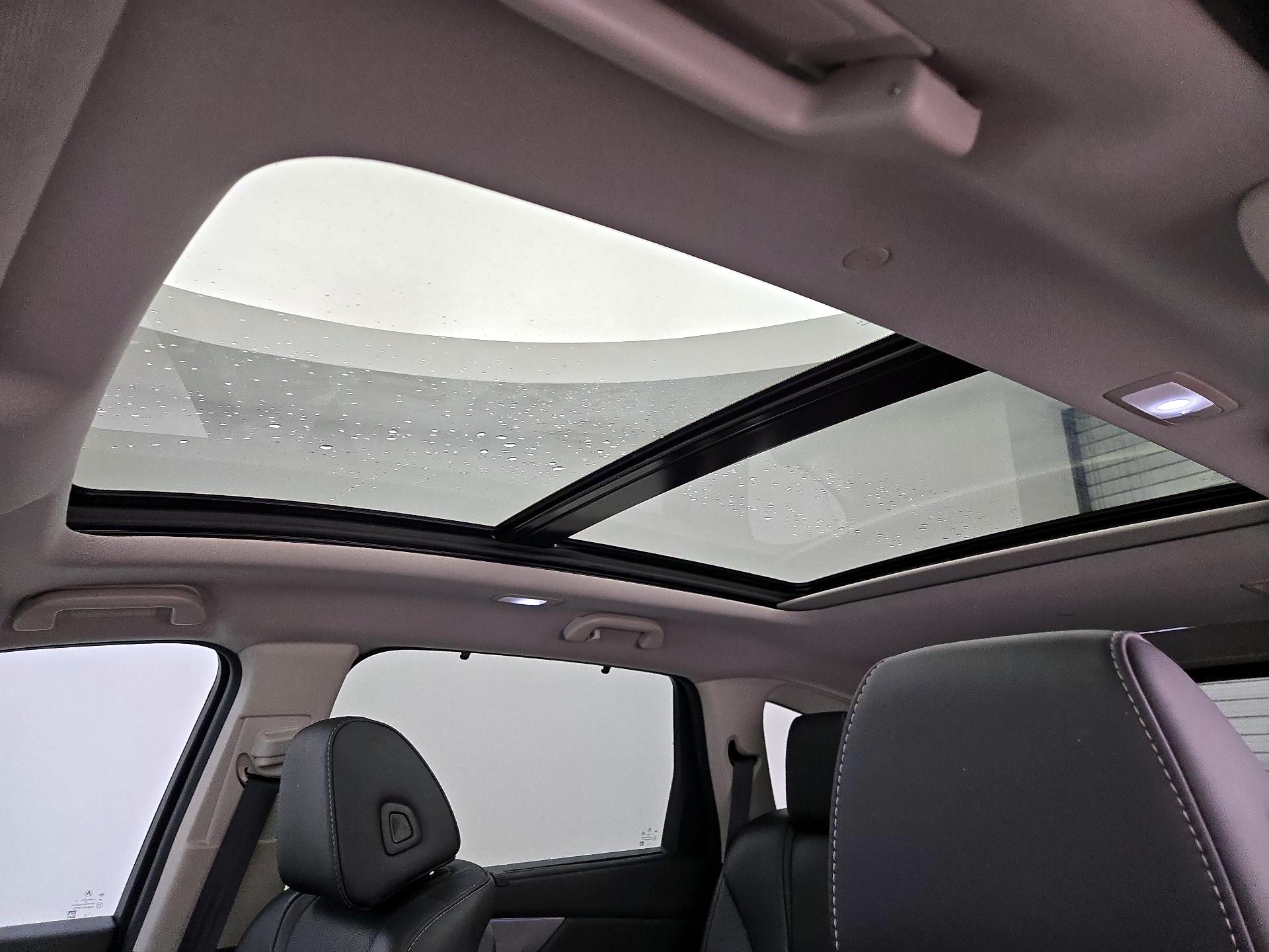 Thumbnail: 2023 Acura MDX - 20