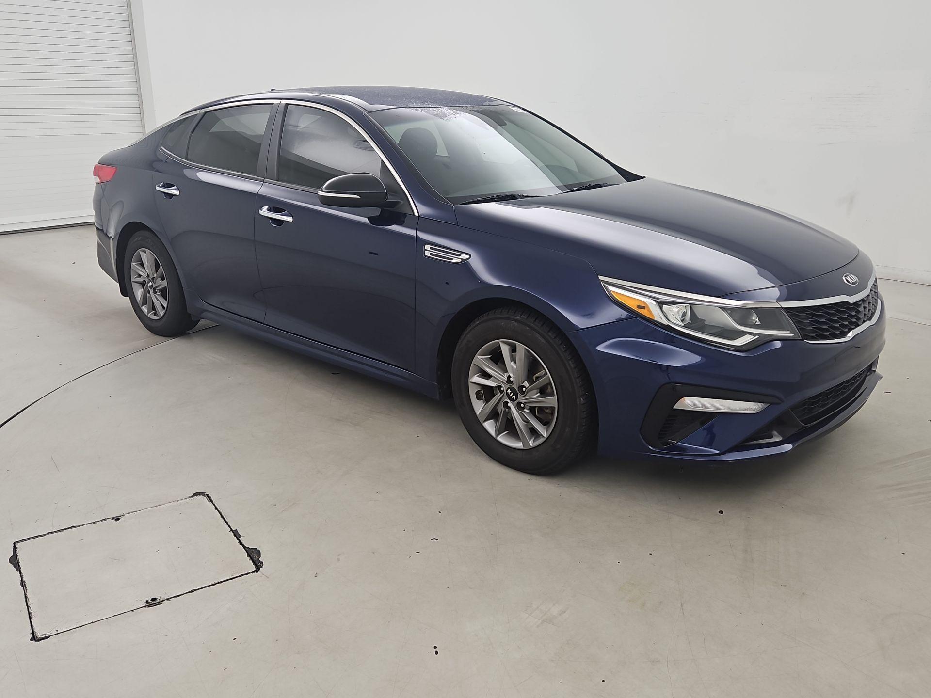 Thumbnail: 2020 Kia Optima - 1