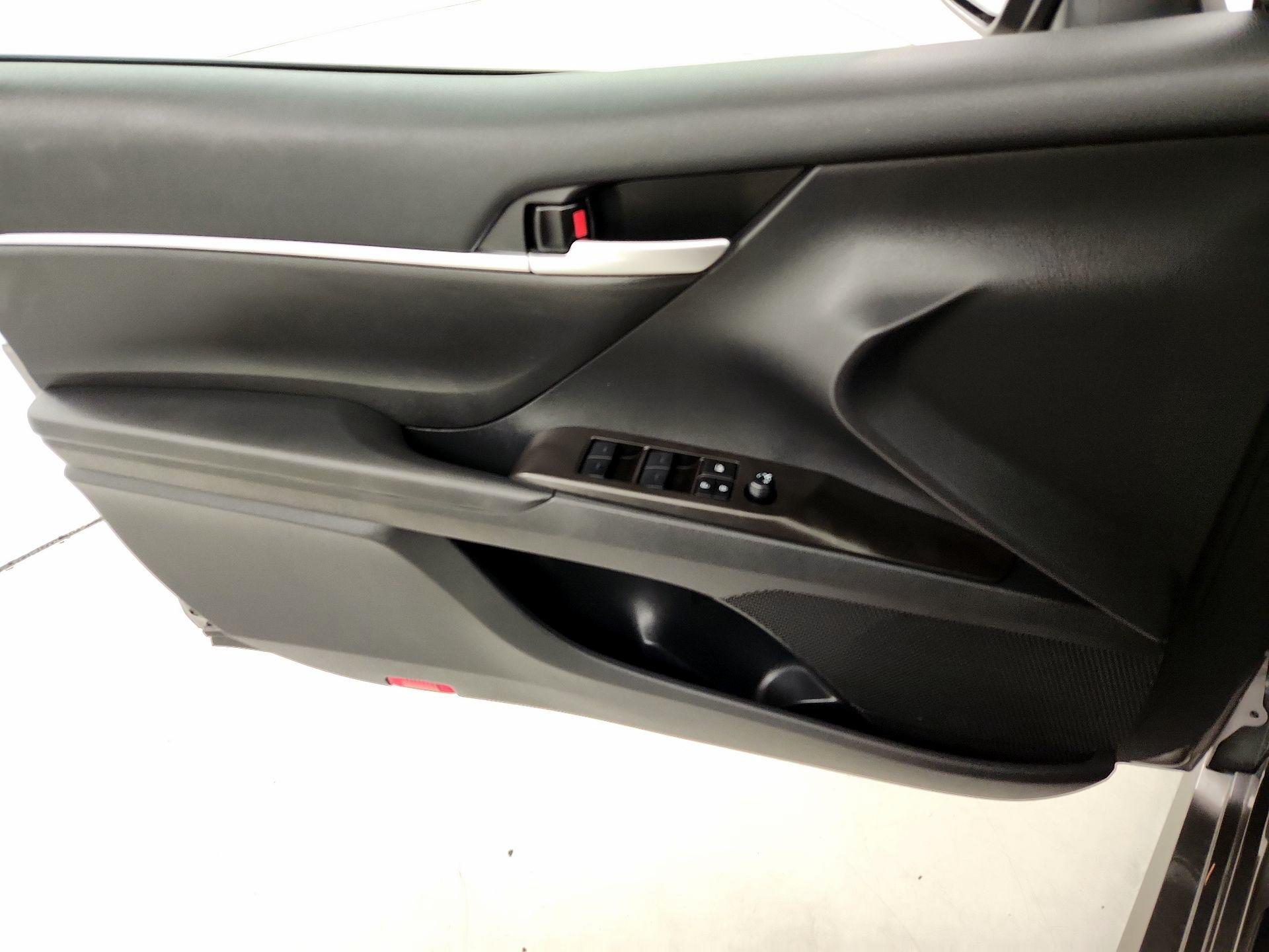 Thumbnail: 2024 Toyota Camry - 12