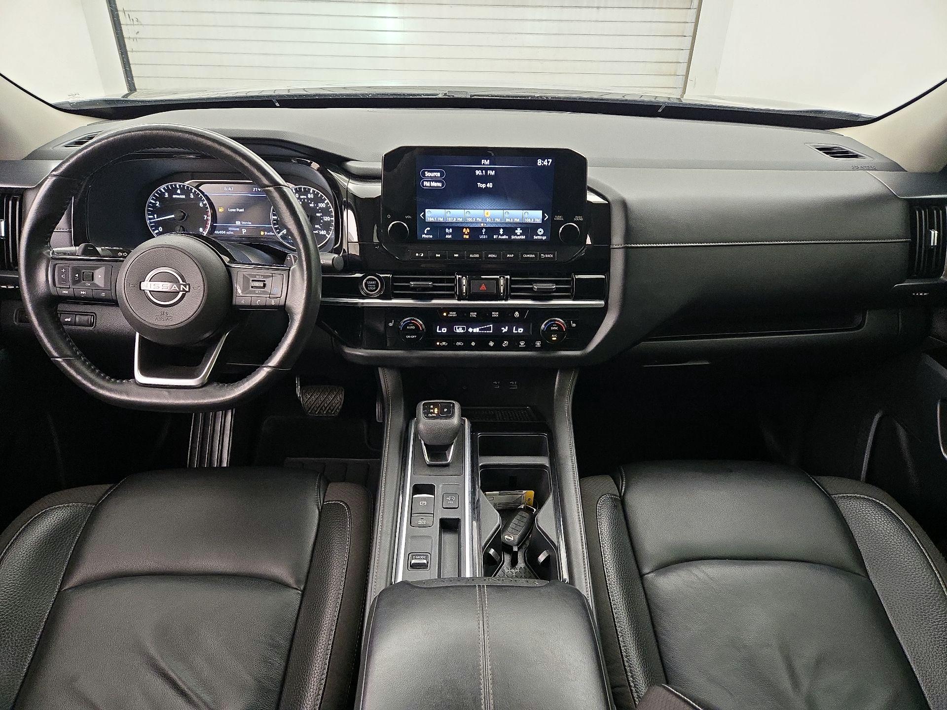 Thumbnail: 2023 Nissan Pathfinder - 9