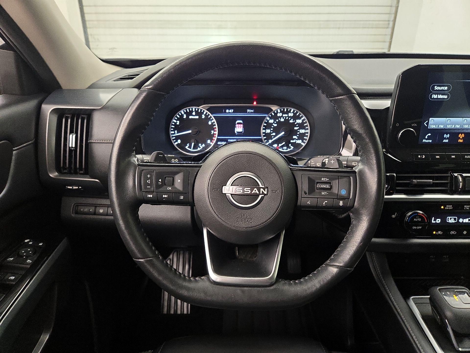 Thumbnail: 2023 Nissan Pathfinder - 10