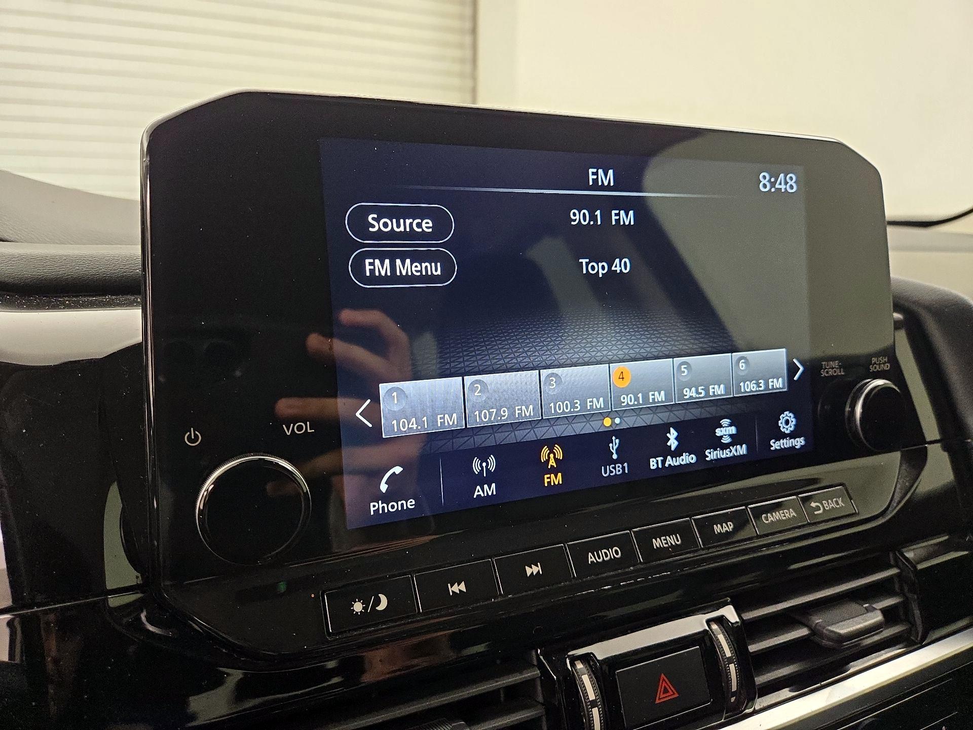 Thumbnail: 2023 Nissan Pathfinder - 16