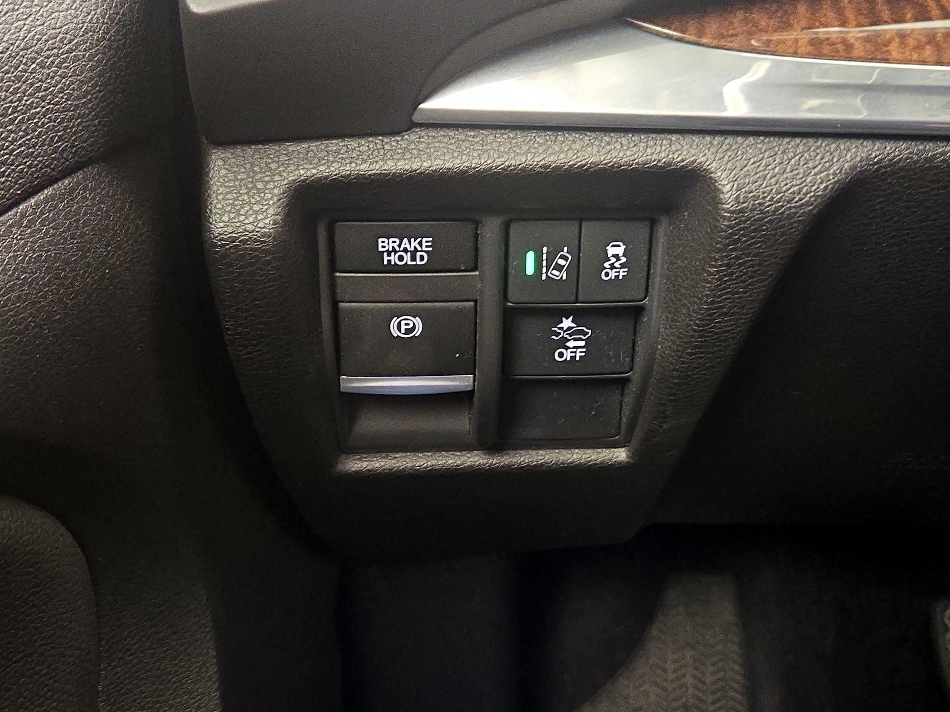 Thumbnail: 2017 Acura MDX - 13