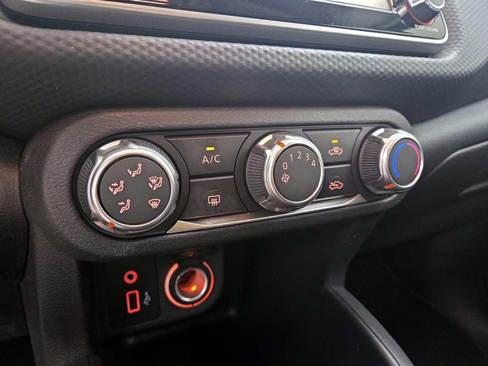 Thumbnail: 2022 Nissan Kicks - 16