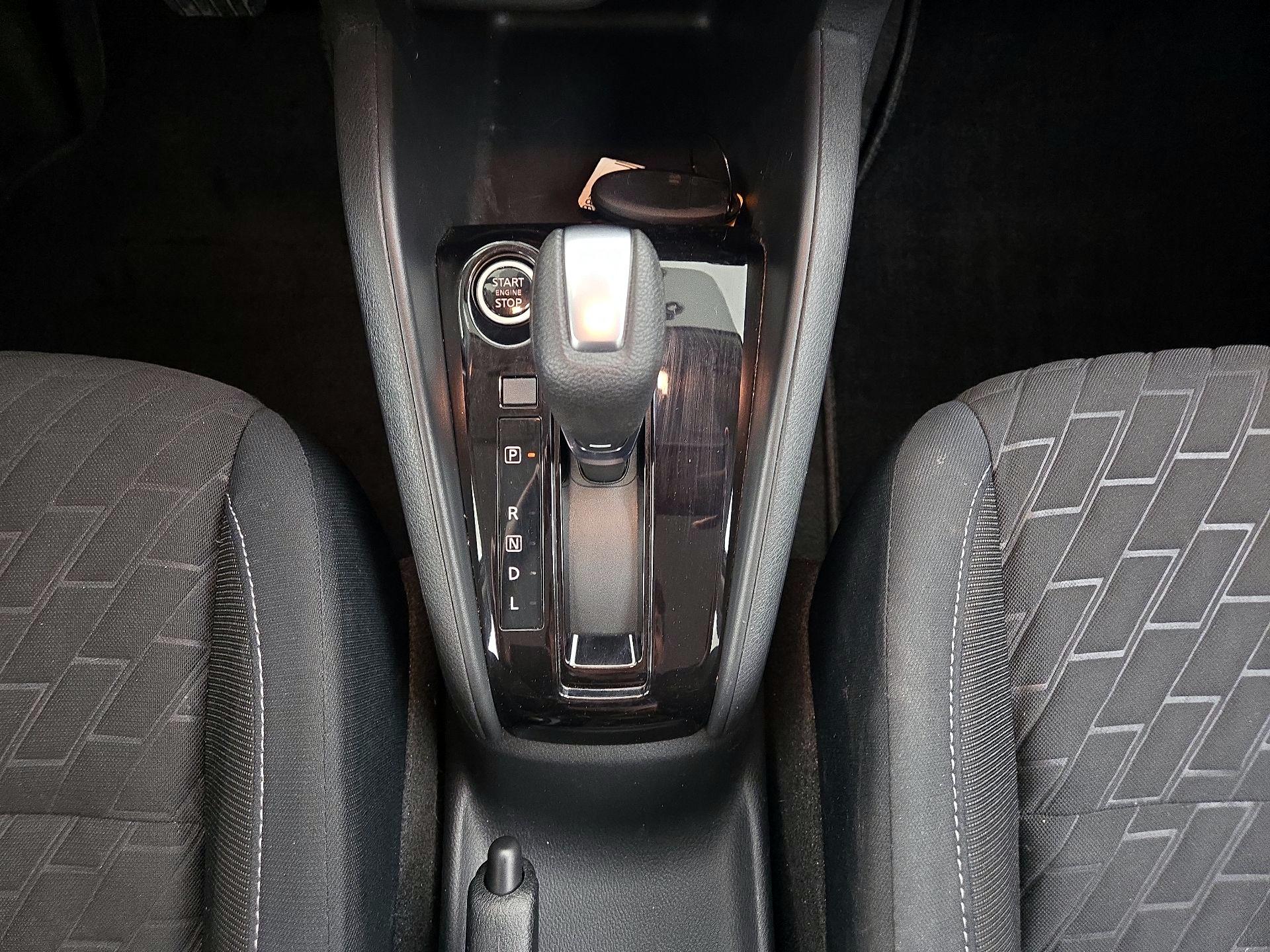 Thumbnail: 2022 Nissan Kicks - 17