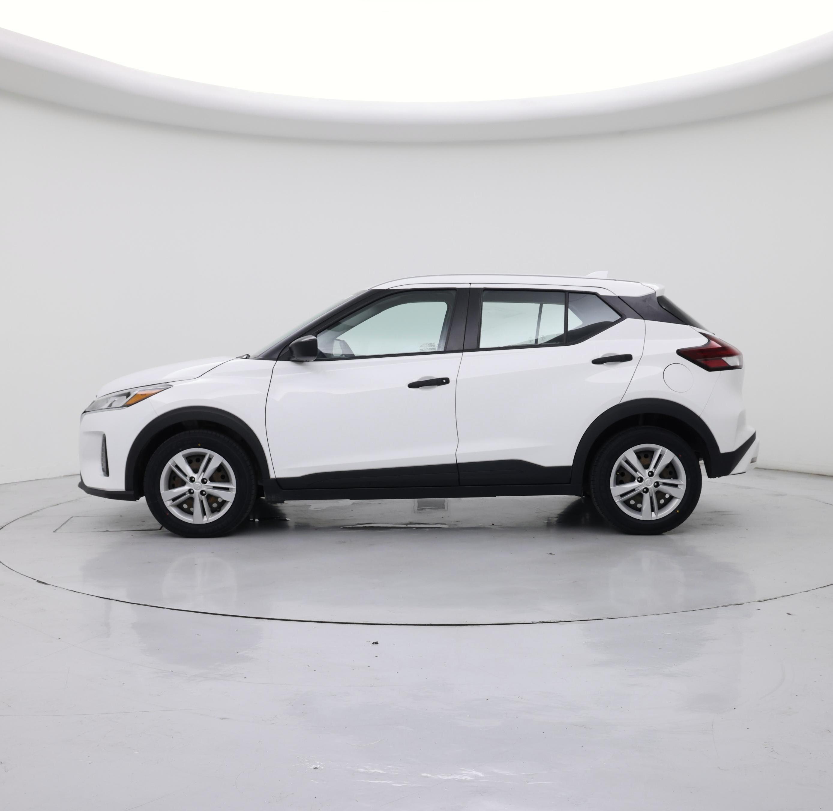 Thumbnail: 2022 Nissan Kicks - 3