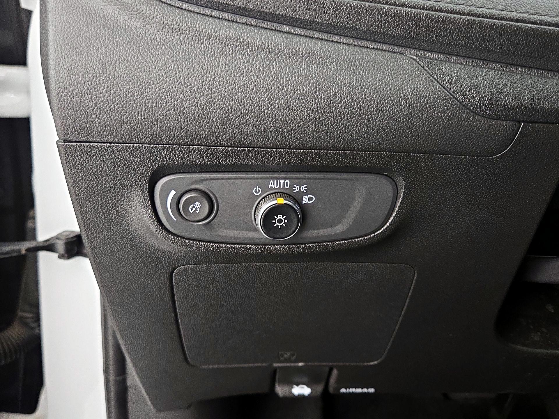 Thumbnail: 2025 Buick Encore GX - 13