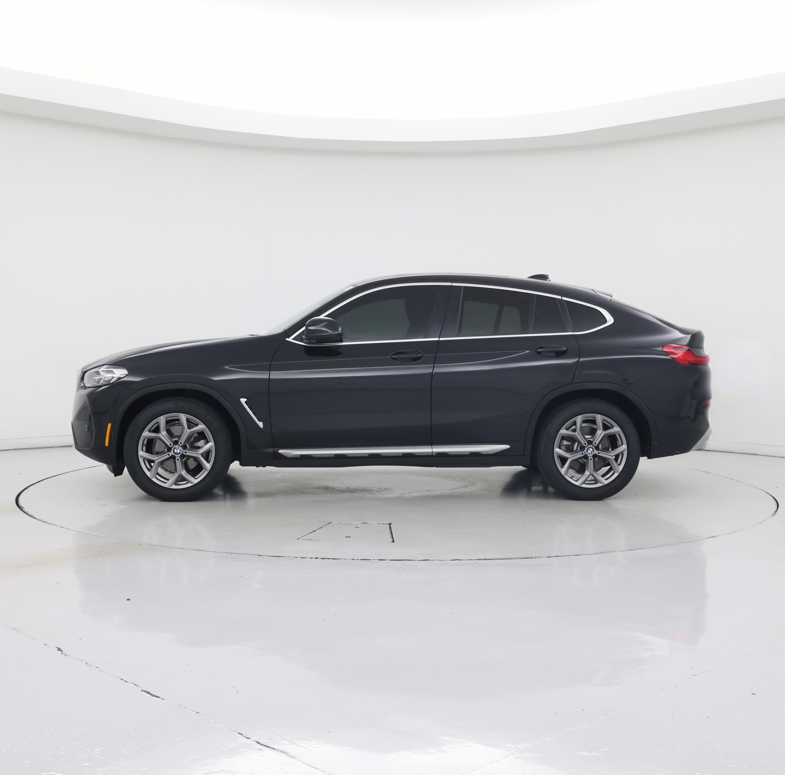 Thumbnail: 2024 BMW X4 - 3