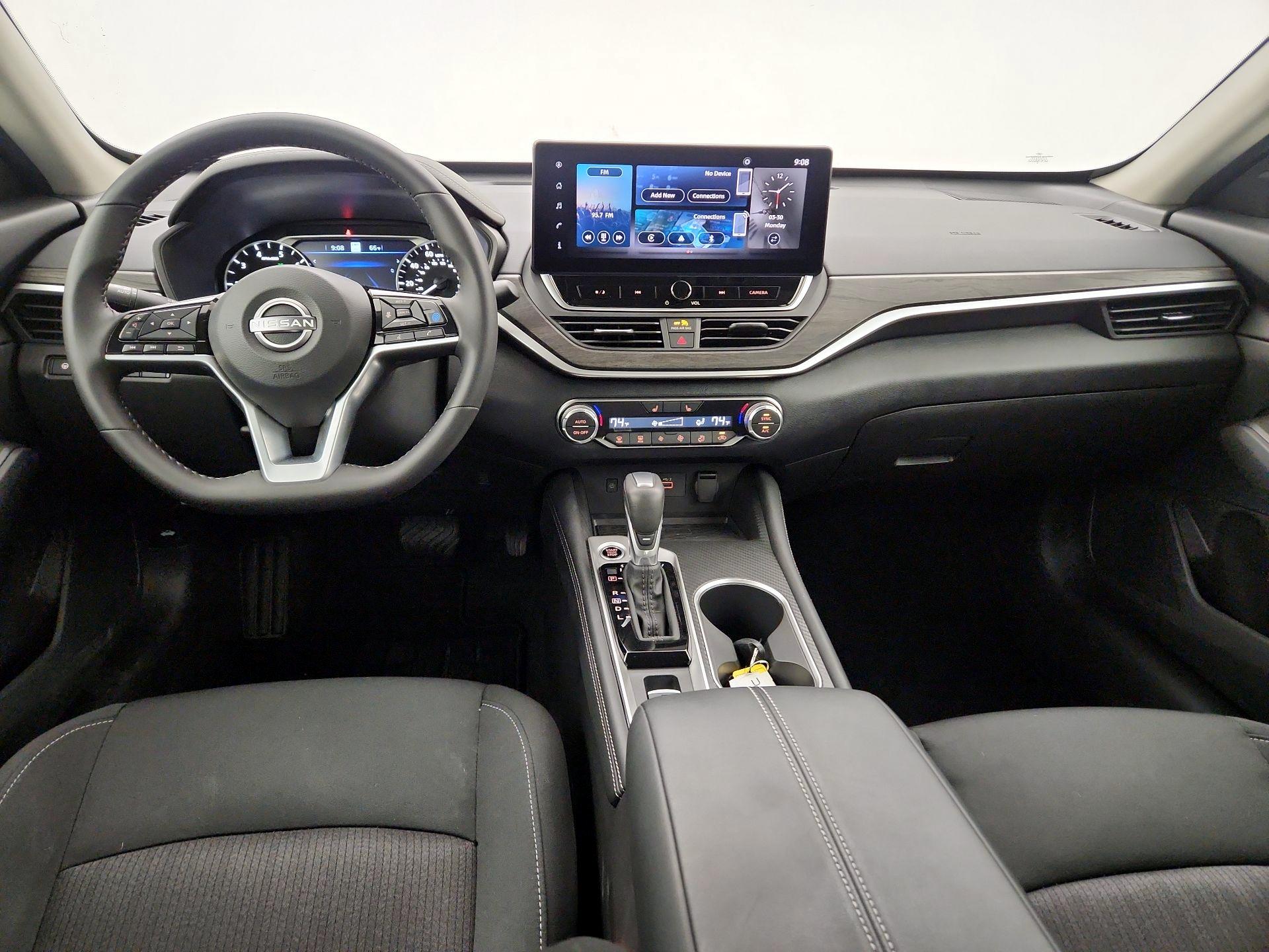 Thumbnail: 2025 Nissan Altima - 9