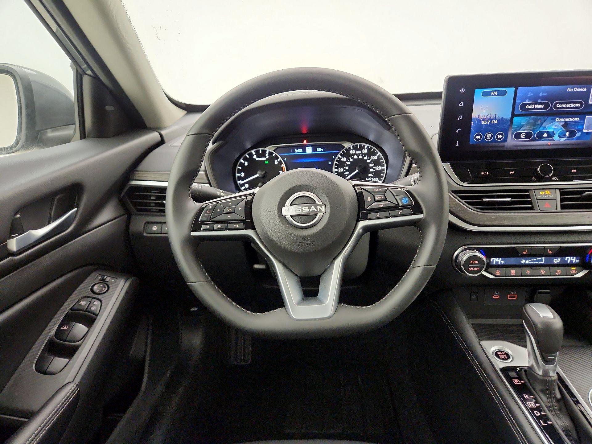 Thumbnail: 2025 Nissan Altima - 10