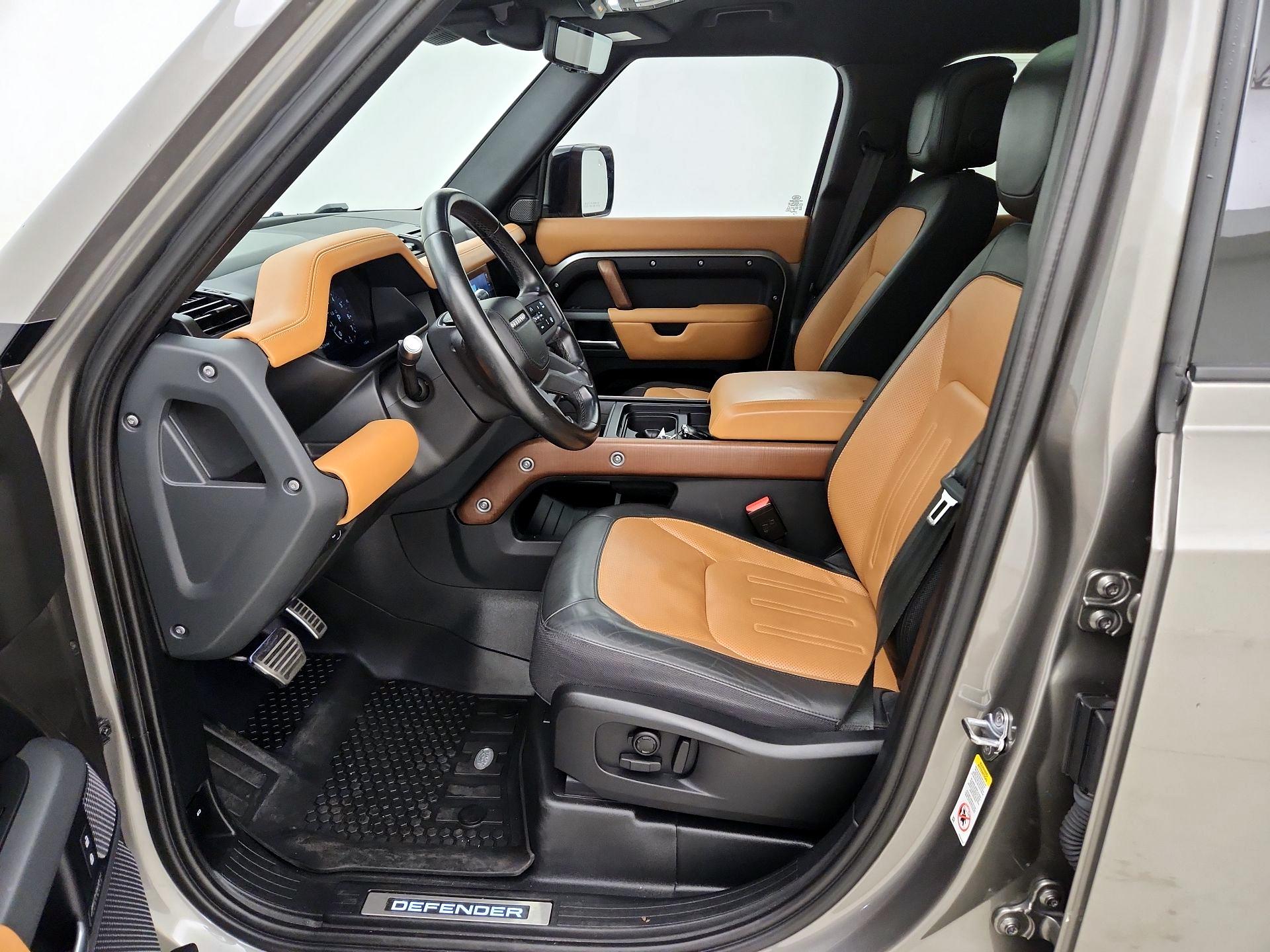 Thumbnail: 2021 Land Rover Defender - 11