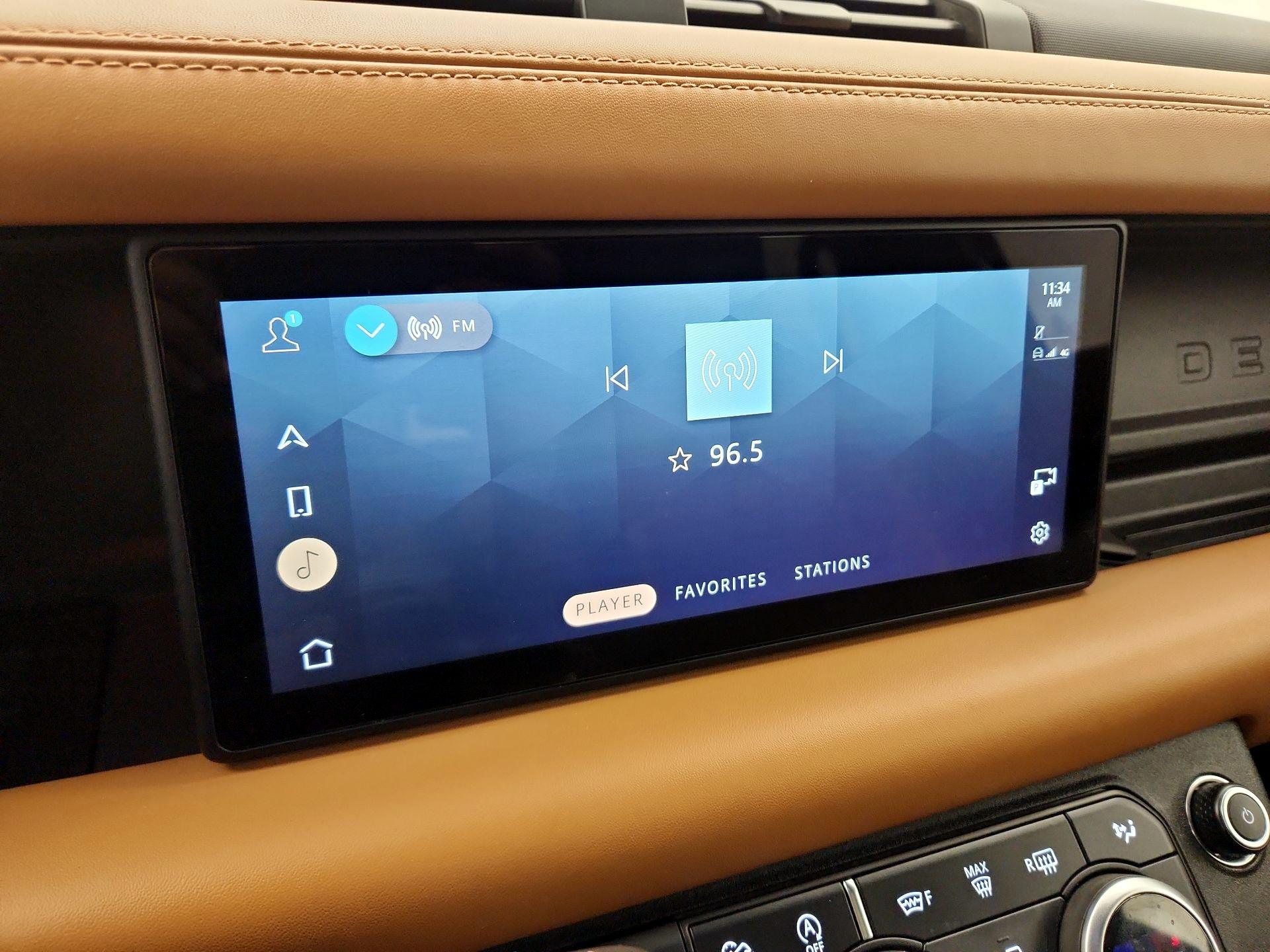 Thumbnail: 2021 Land Rover Defender - 16