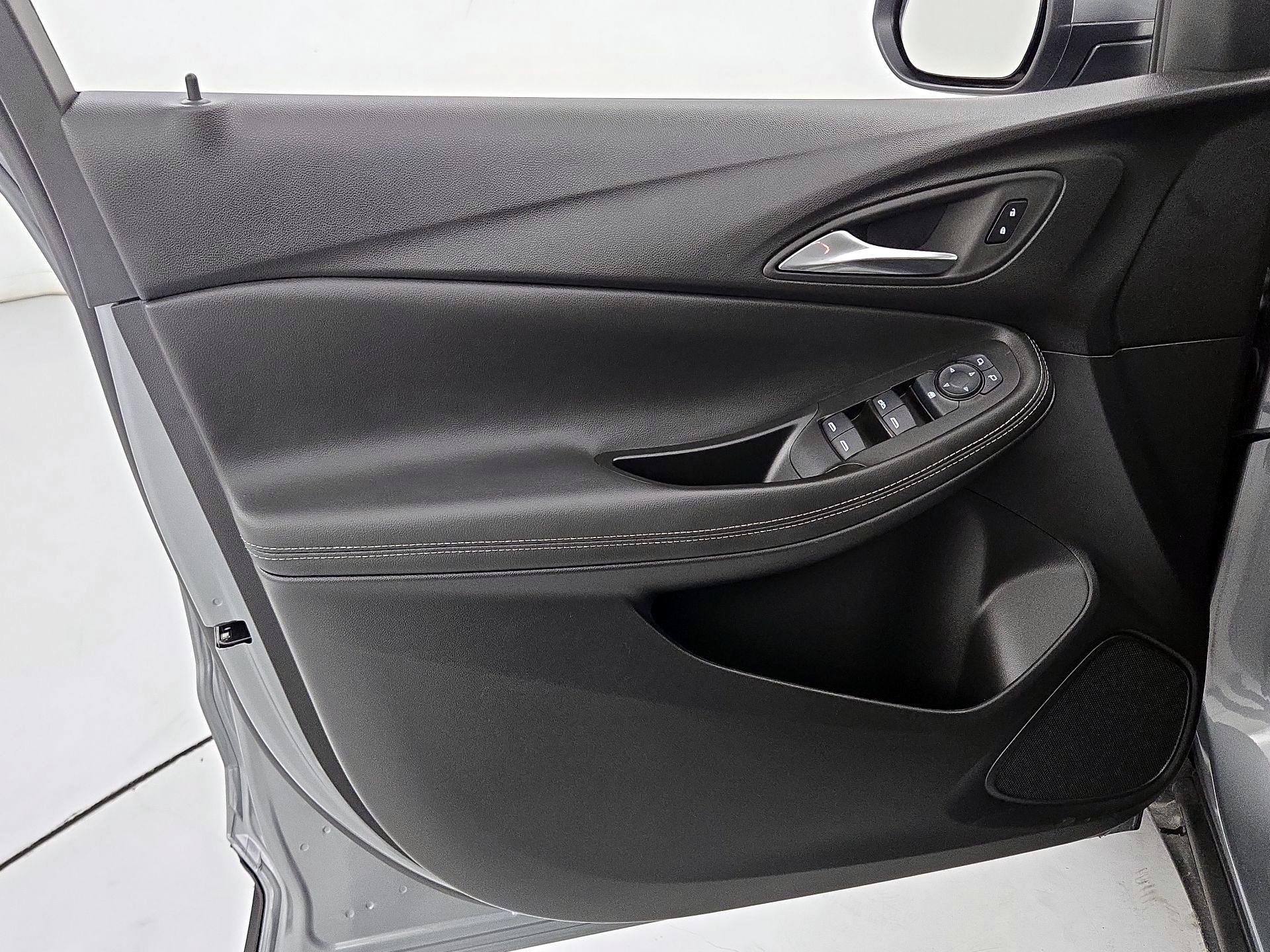 Thumbnail: 2025 Buick Encore GX - 12