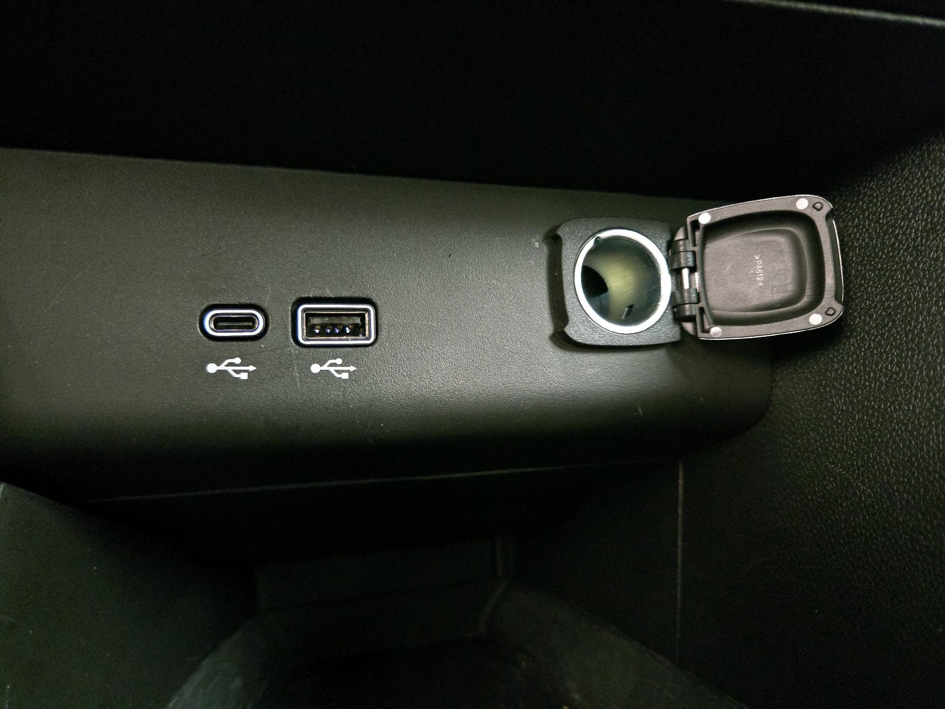 Thumbnail: 2025 Buick Encore GX - 18