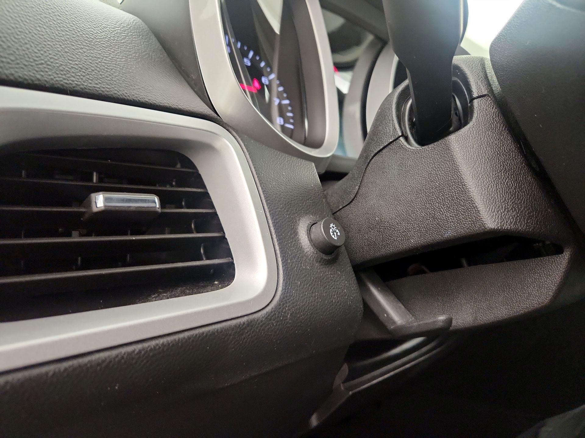 Thumbnail: 2016 Chevrolet Equinox - 13