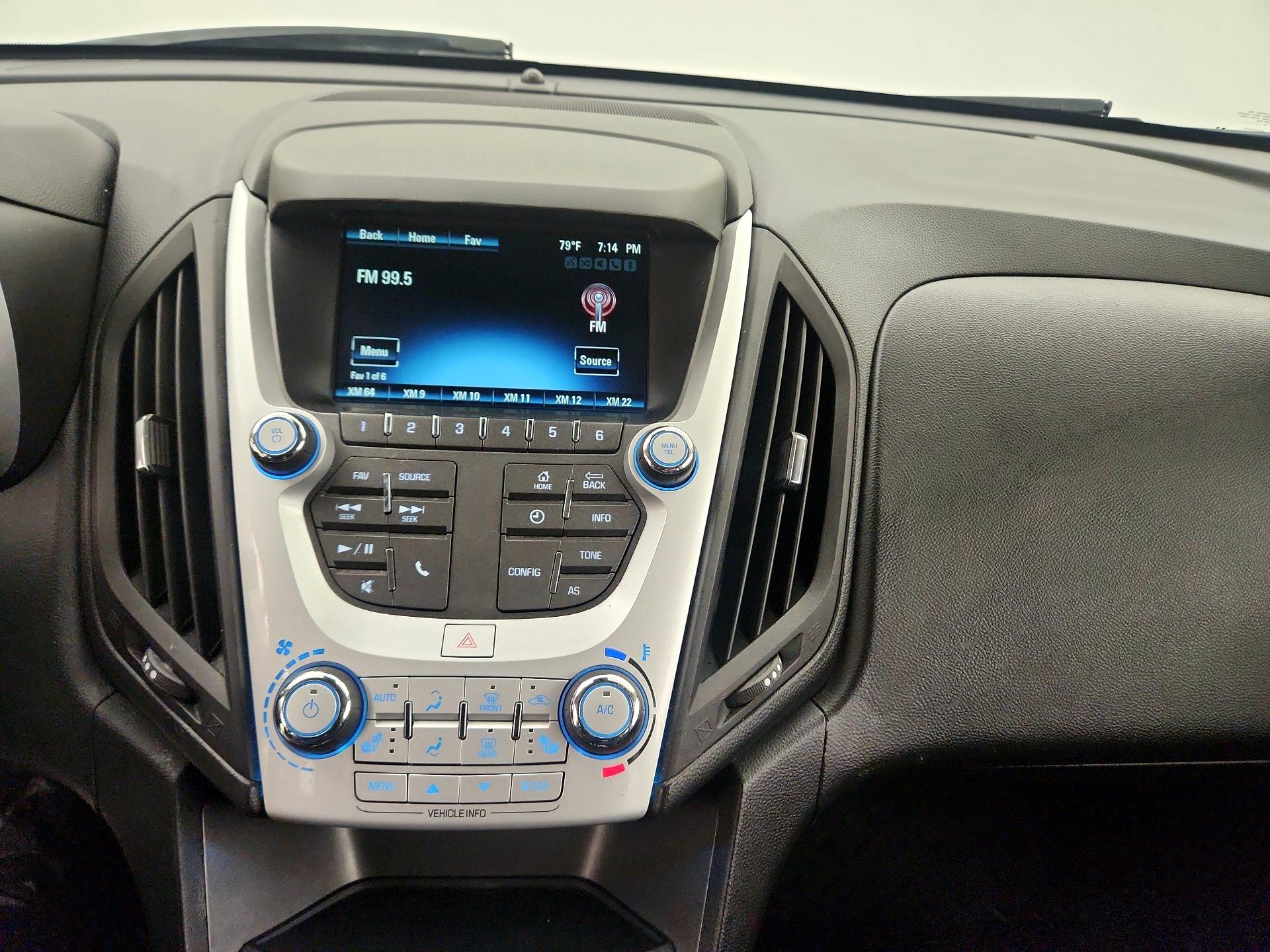 Thumbnail: 2016 Chevrolet Equinox - 16