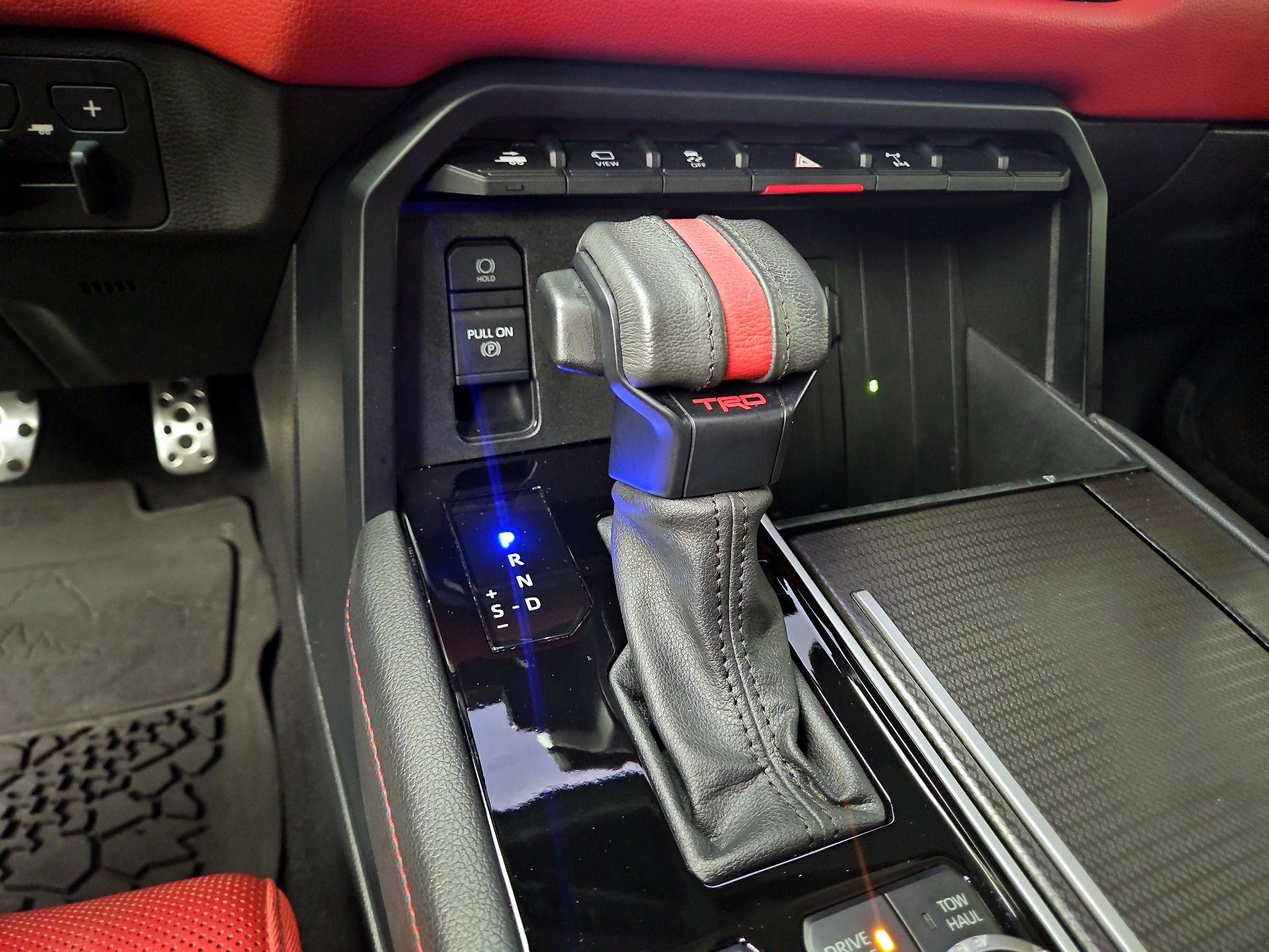 Thumbnail: 2023 Toyota Sequoia - 17