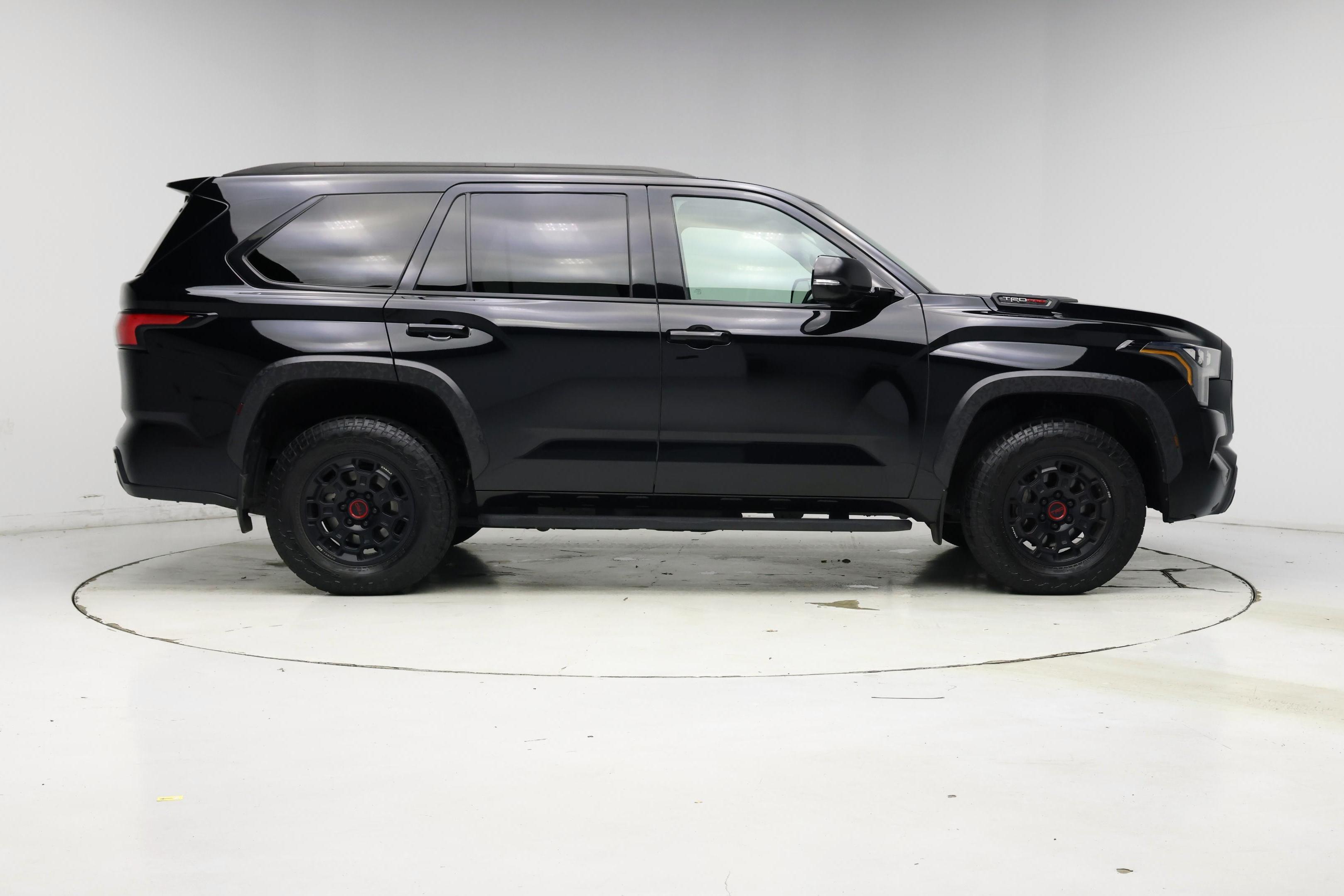 Thumbnail: 2023 Toyota Sequoia - 7