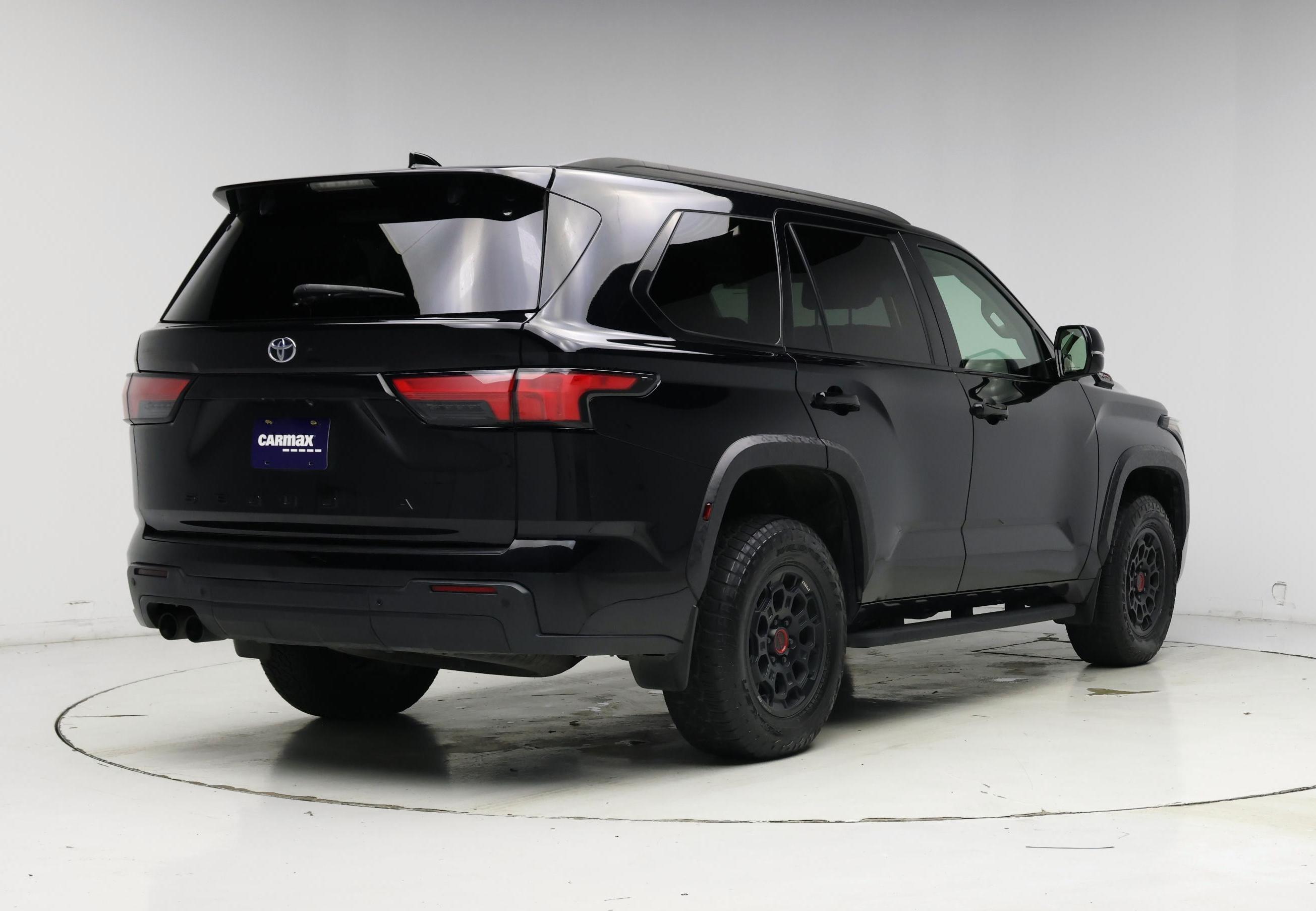 Thumbnail: 2023 Toyota Sequoia - 8