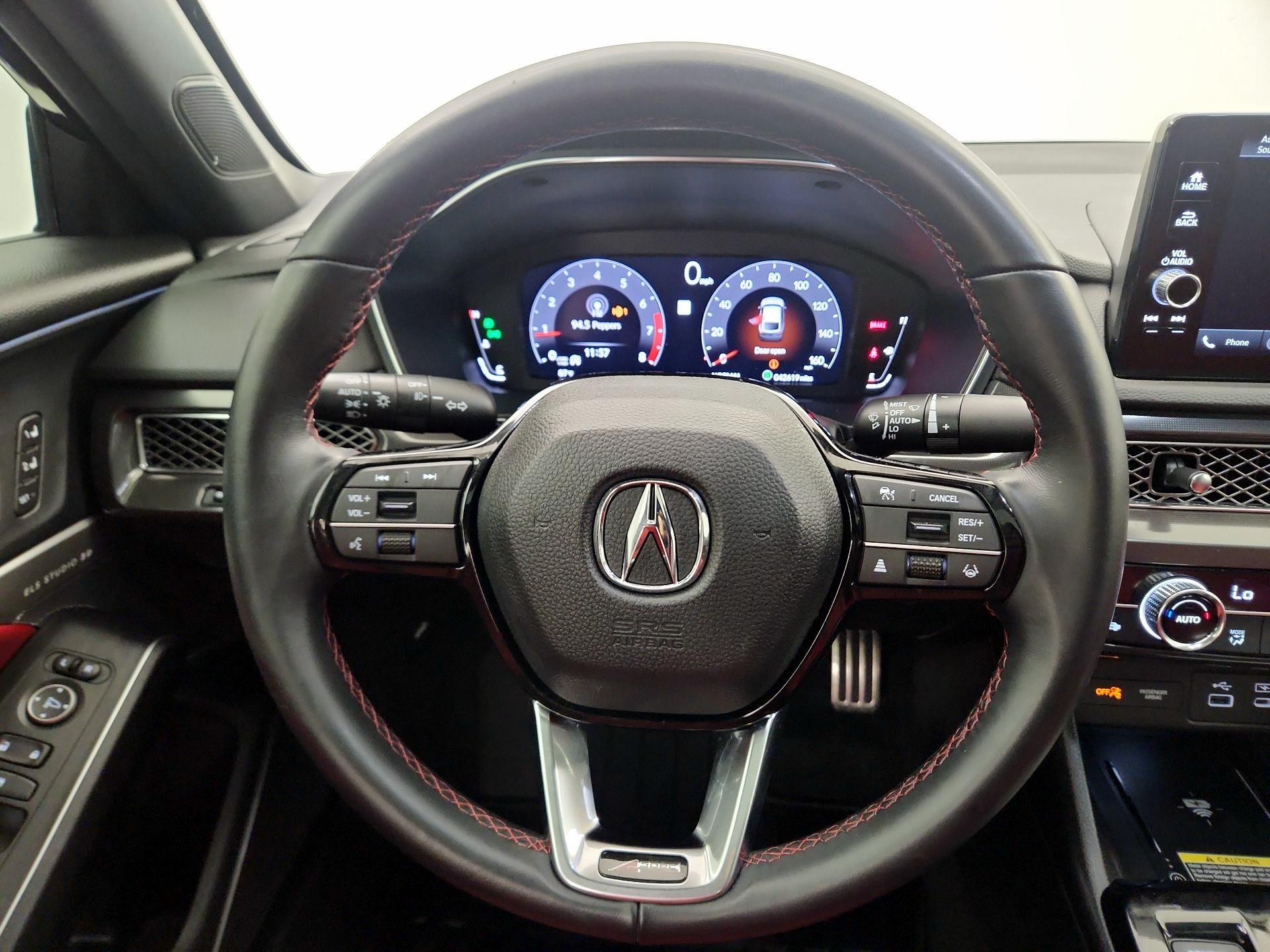 Thumbnail: 2023 Acura Integra - 10