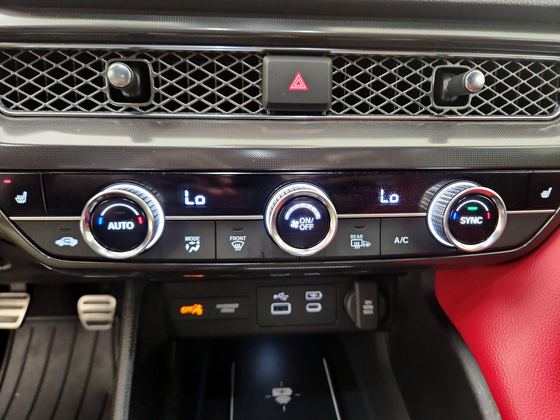 Thumbnail: 2023 Acura Integra - 16