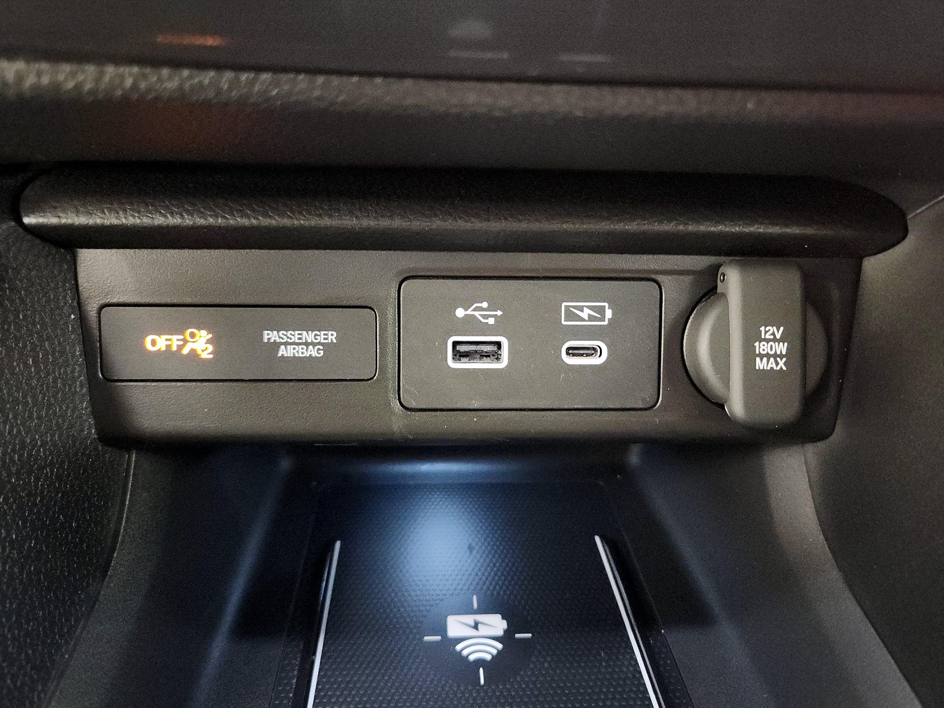 Thumbnail: 2023 Acura Integra - 18