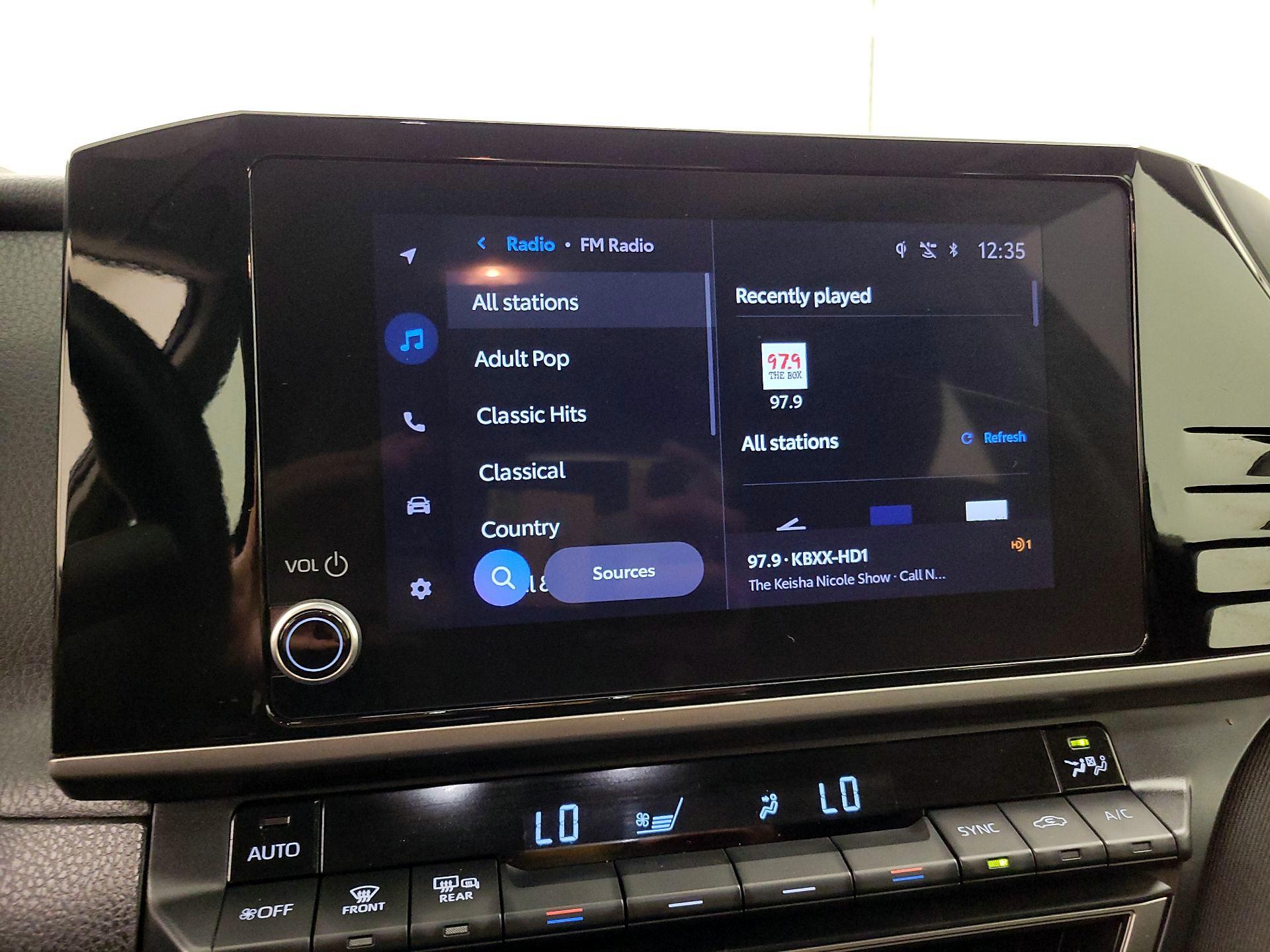 Thumbnail: 2025 Toyota Camry - 15