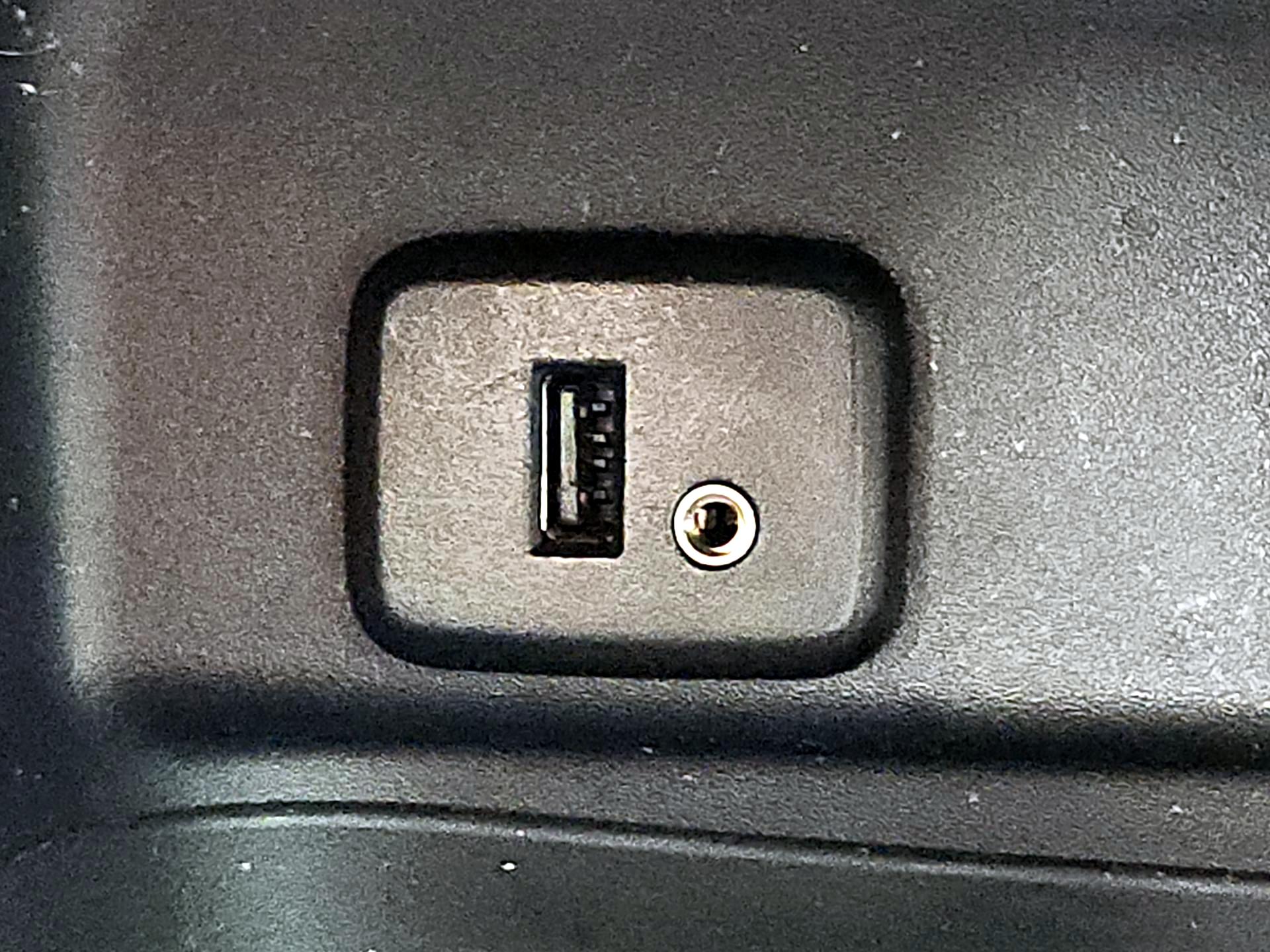 Thumbnail: 2018 Chevrolet Equinox - 18