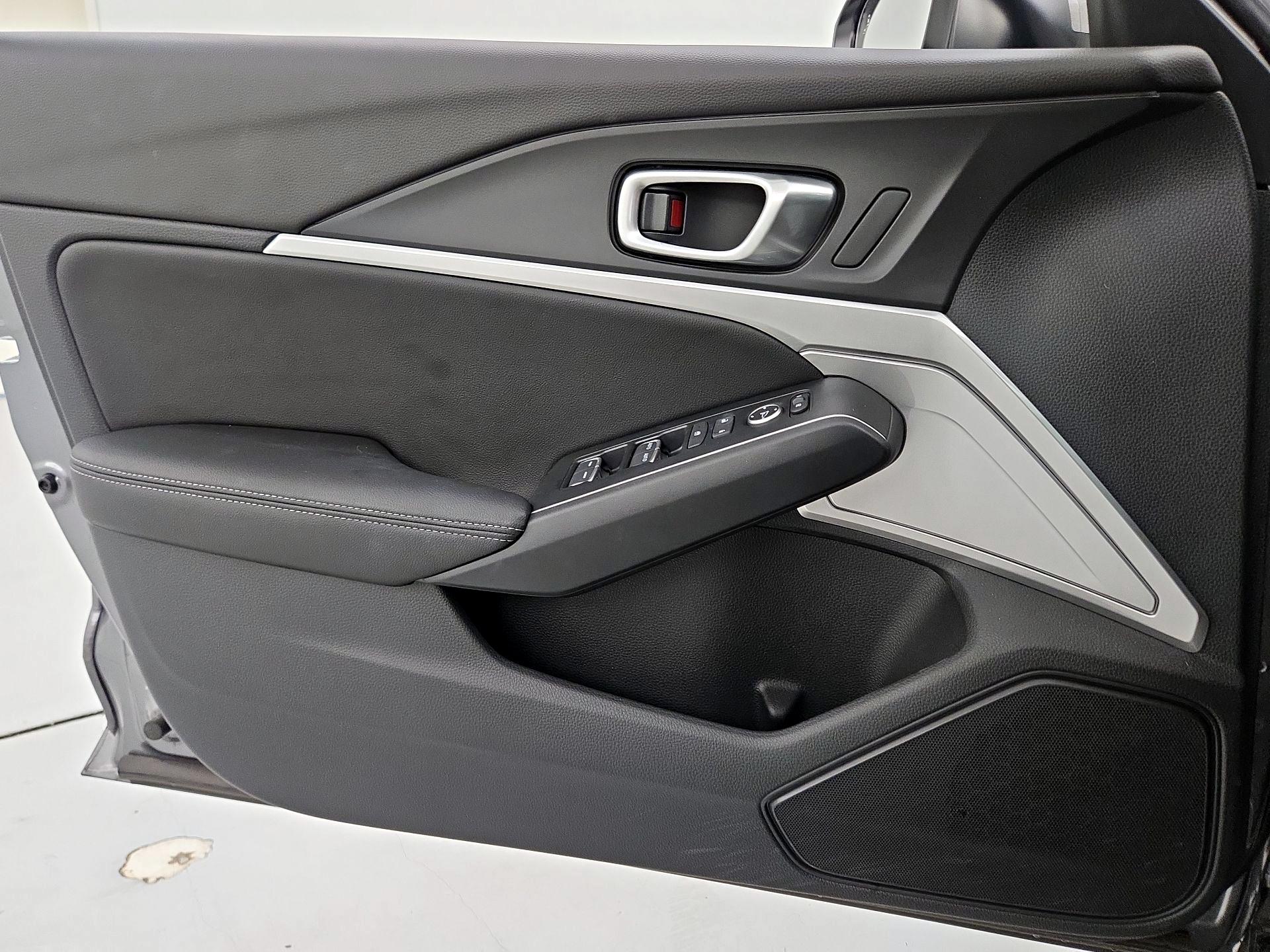 Thumbnail: 2024 Acura Integra - 12