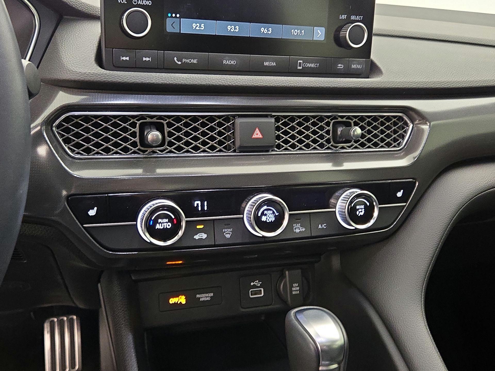 Thumbnail: 2024 Acura Integra - 16