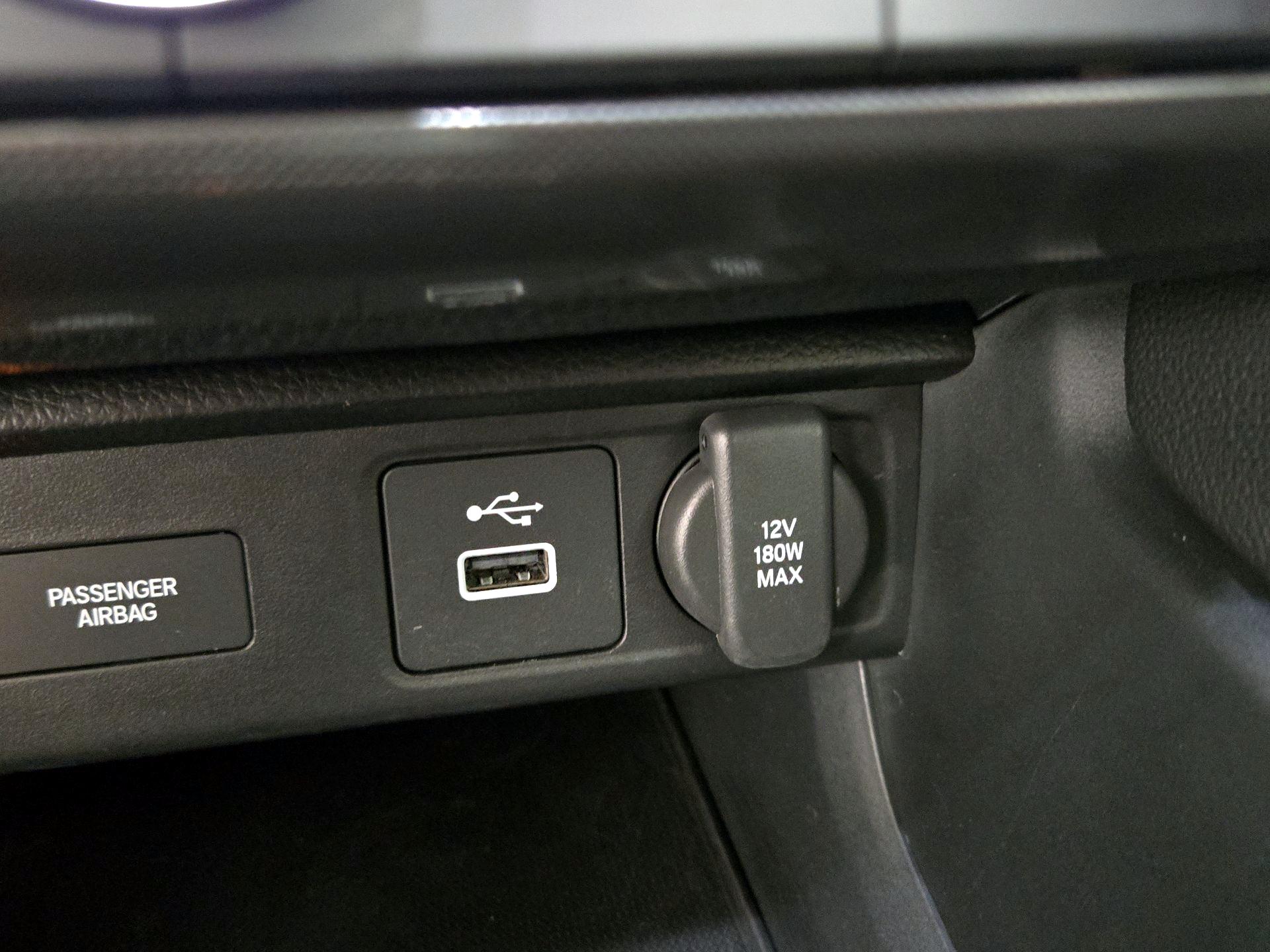 Thumbnail: 2024 Acura Integra - 18