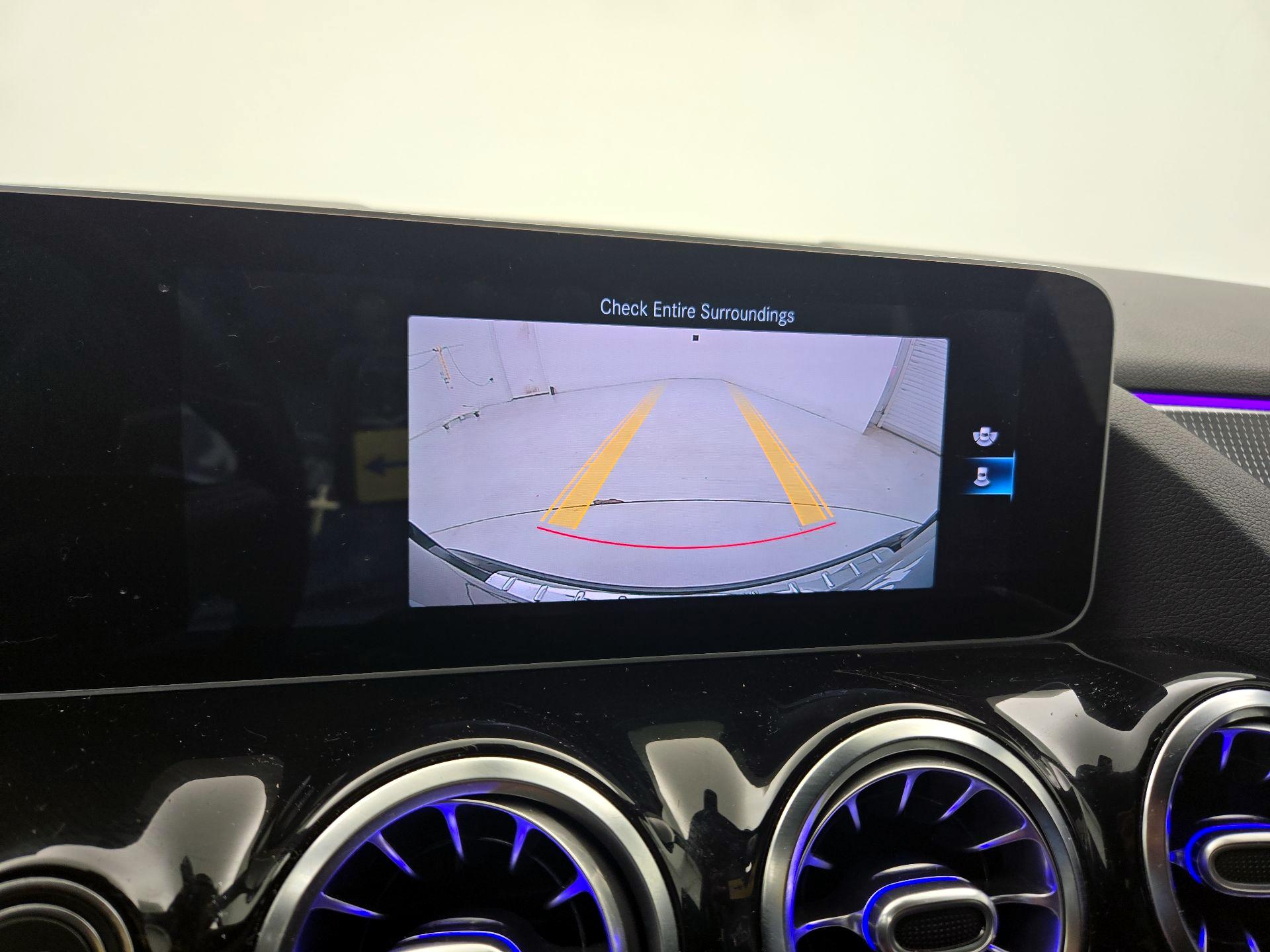 Thumbnail: 2021 Mercedes-Benz GLA - 14